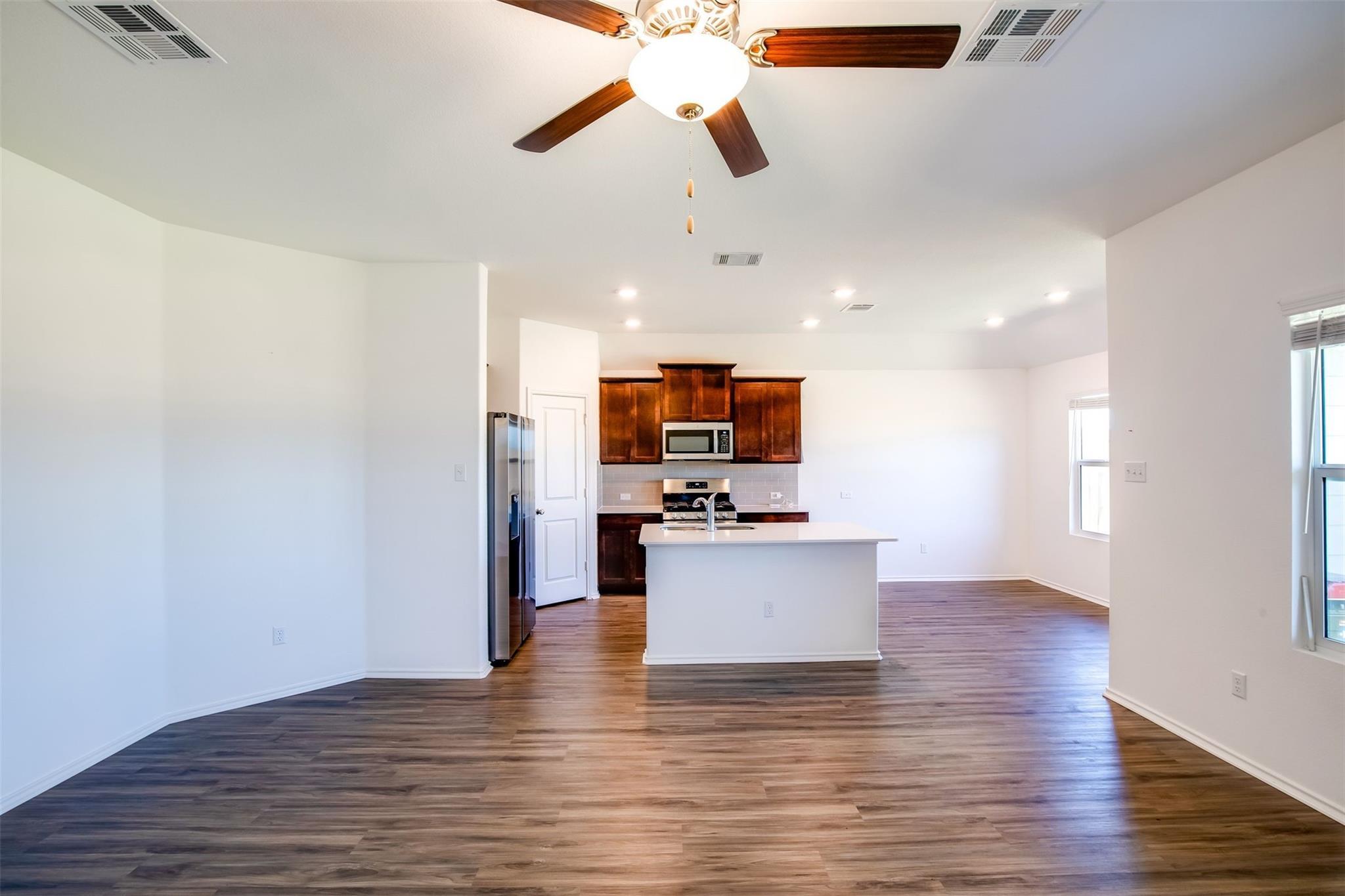 614 Milliner LOOP