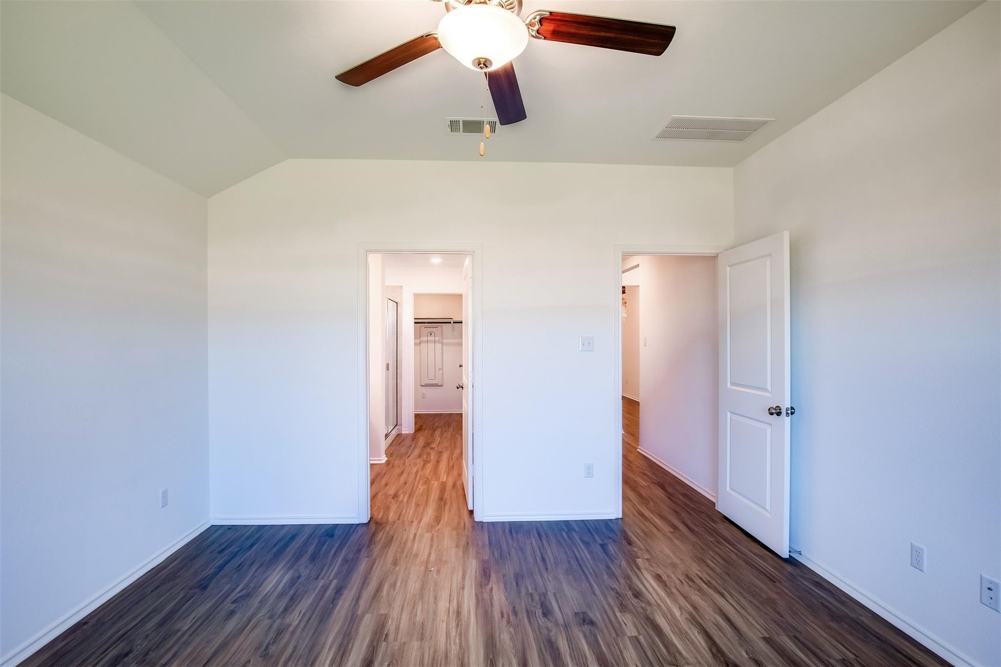 614 Milliner LOOP