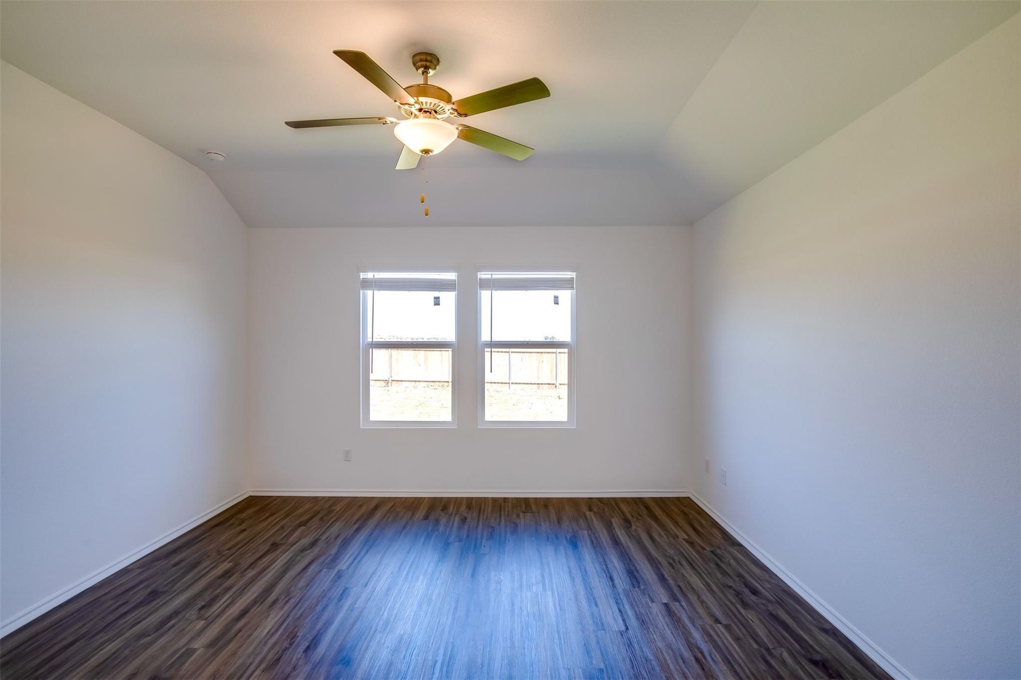 614 Milliner LOOP