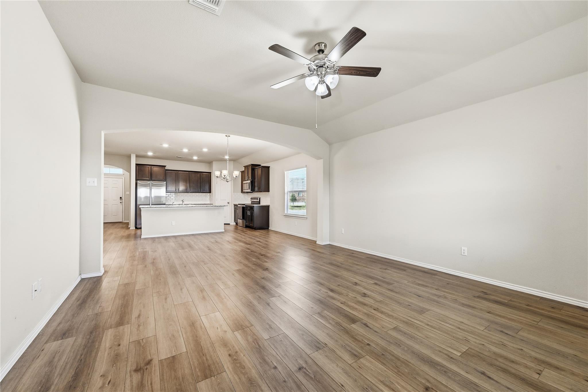 125 Break Ave