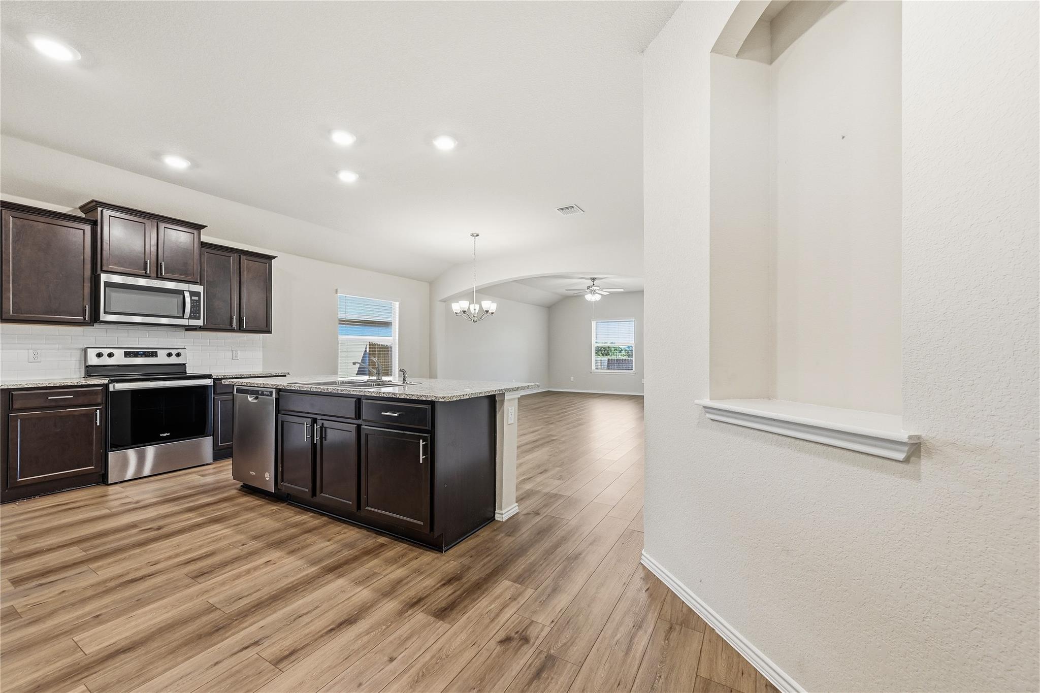 125 Break Ave