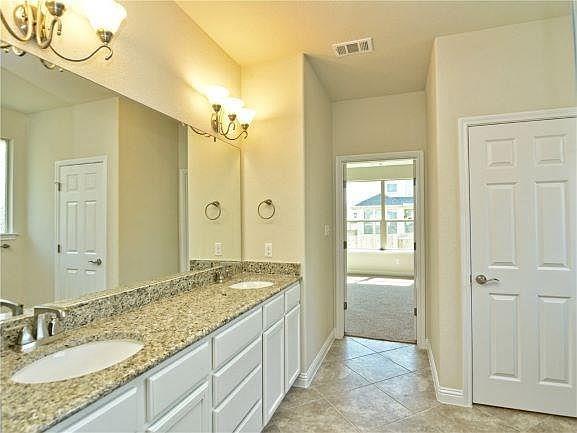 916 Purple Moor PASS