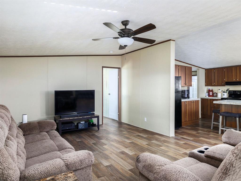 2877 County Road 463 RD