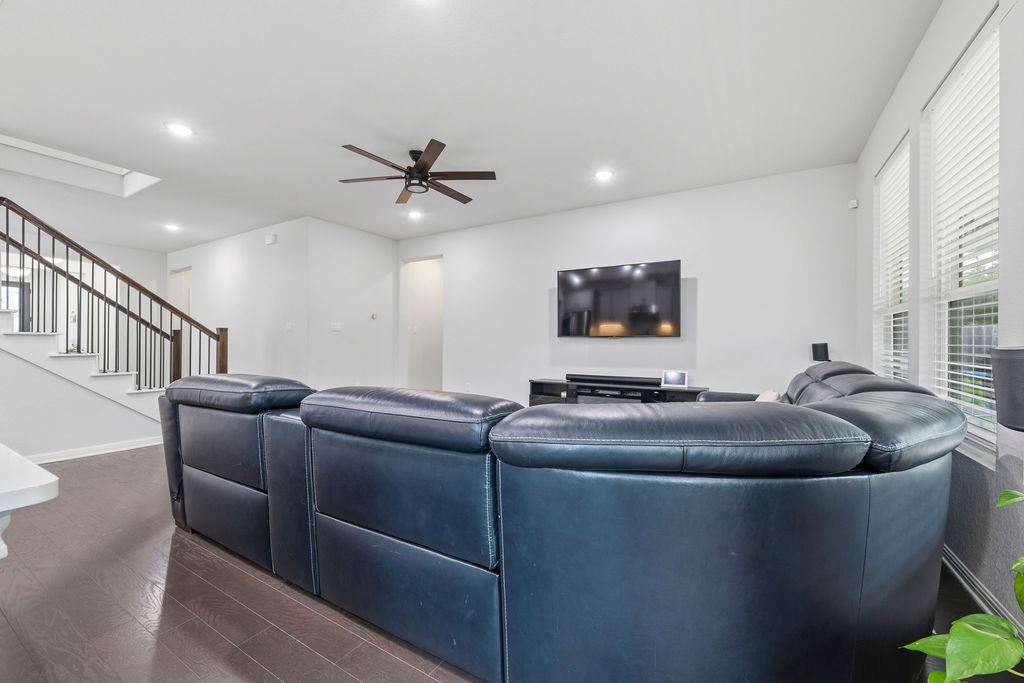 17616 Chino LN