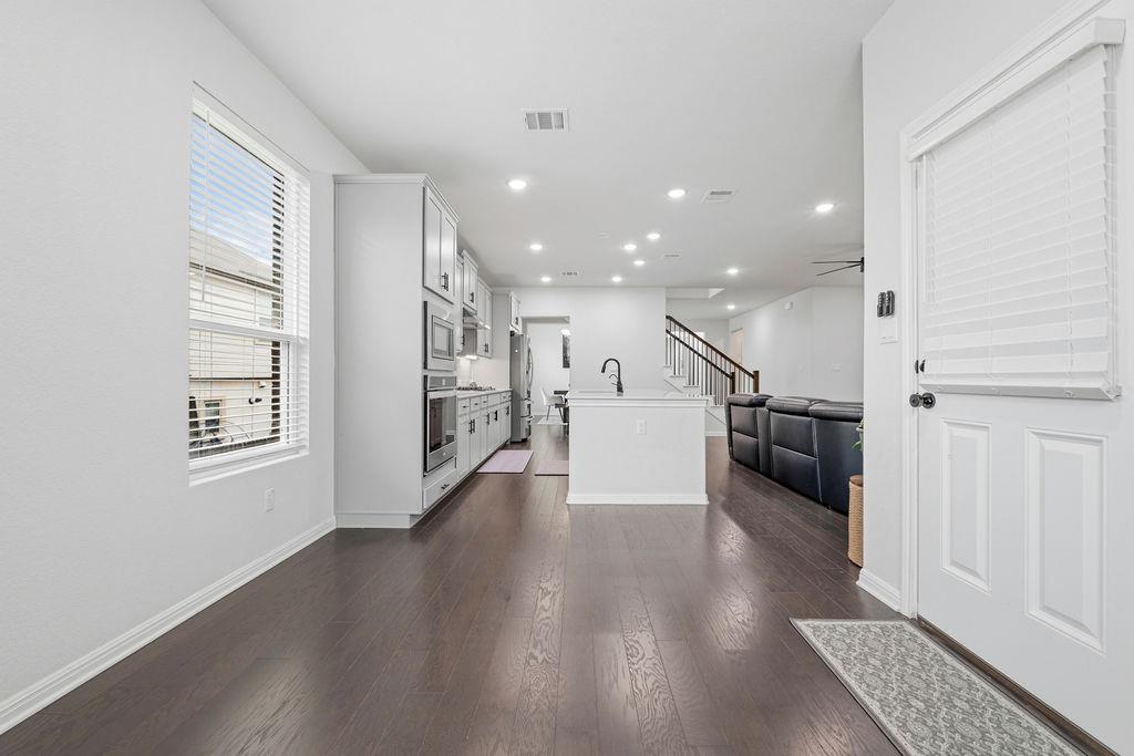 17616 Chino LN