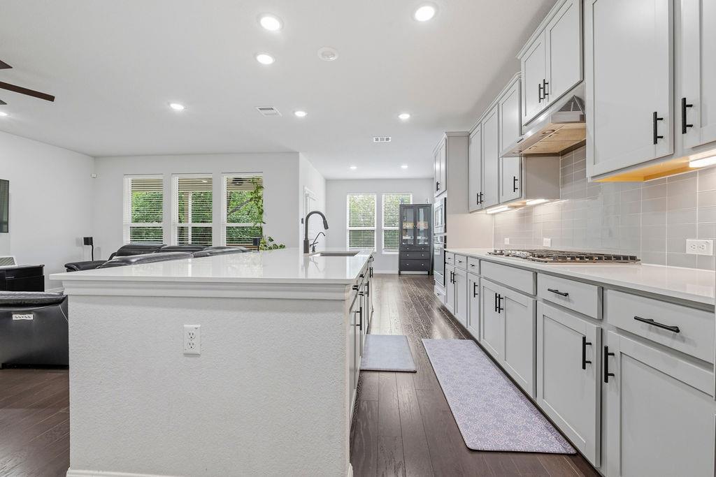 17616 Chino LN