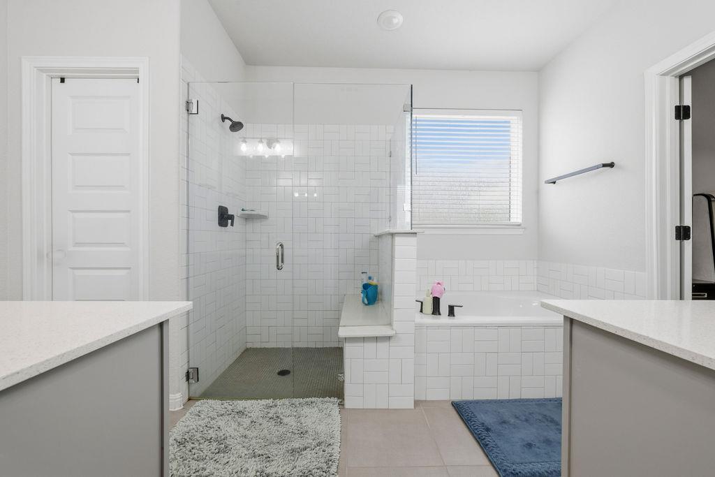 17616 Chino LN
