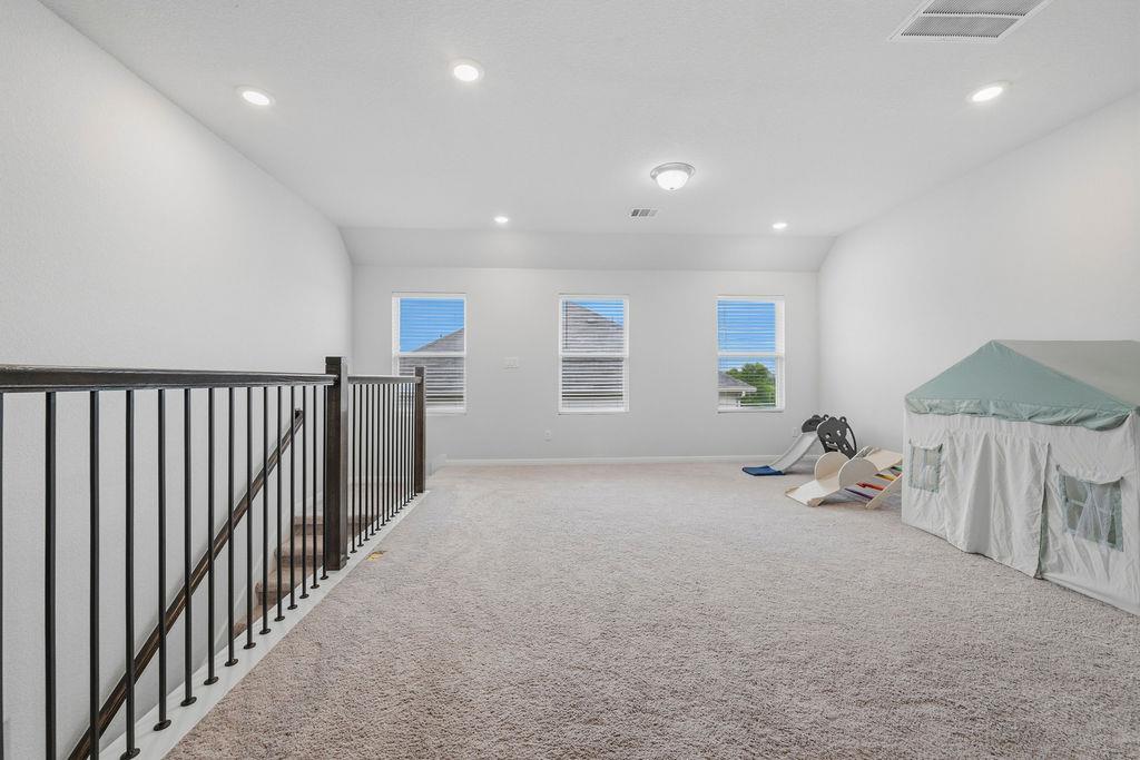 17616 Chino LN
