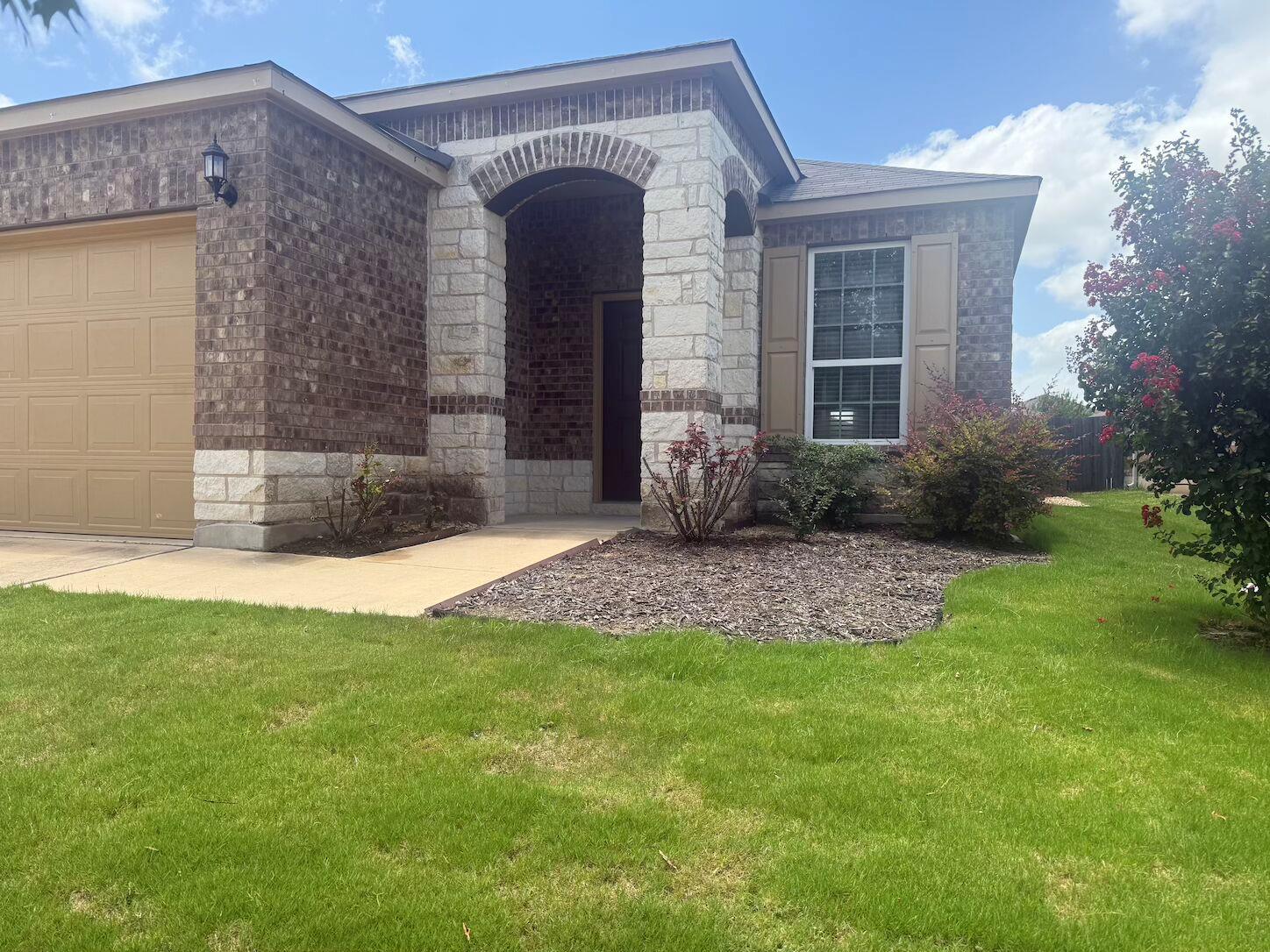 352 Martha DR