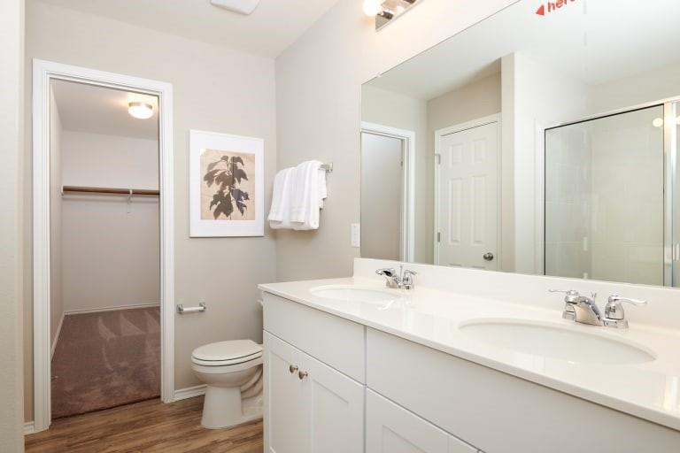 457 Bedford Falls LN
