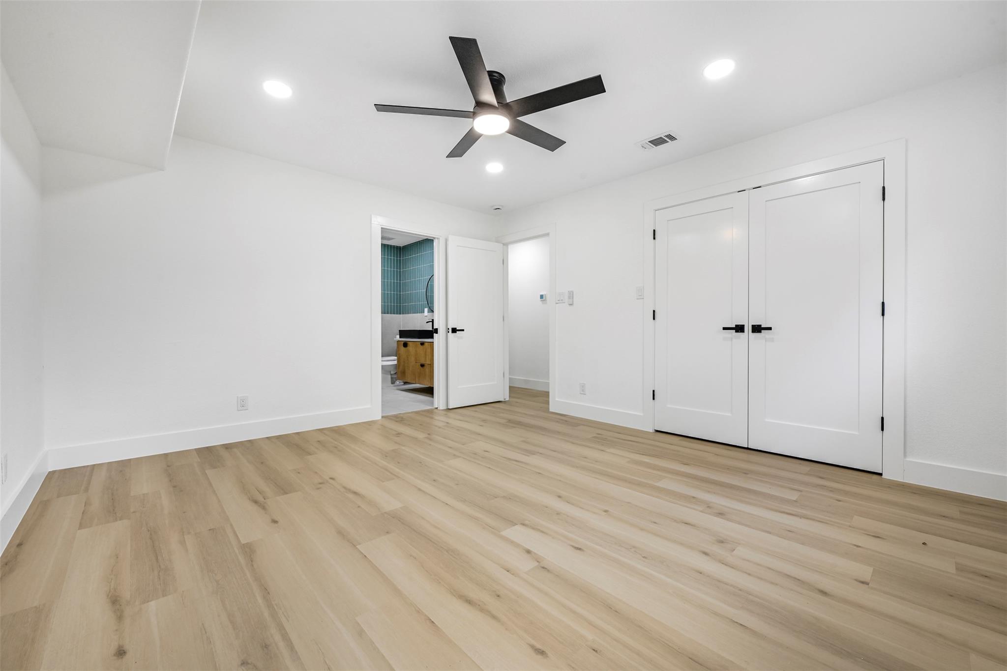 3001 Cedarlawn CIR