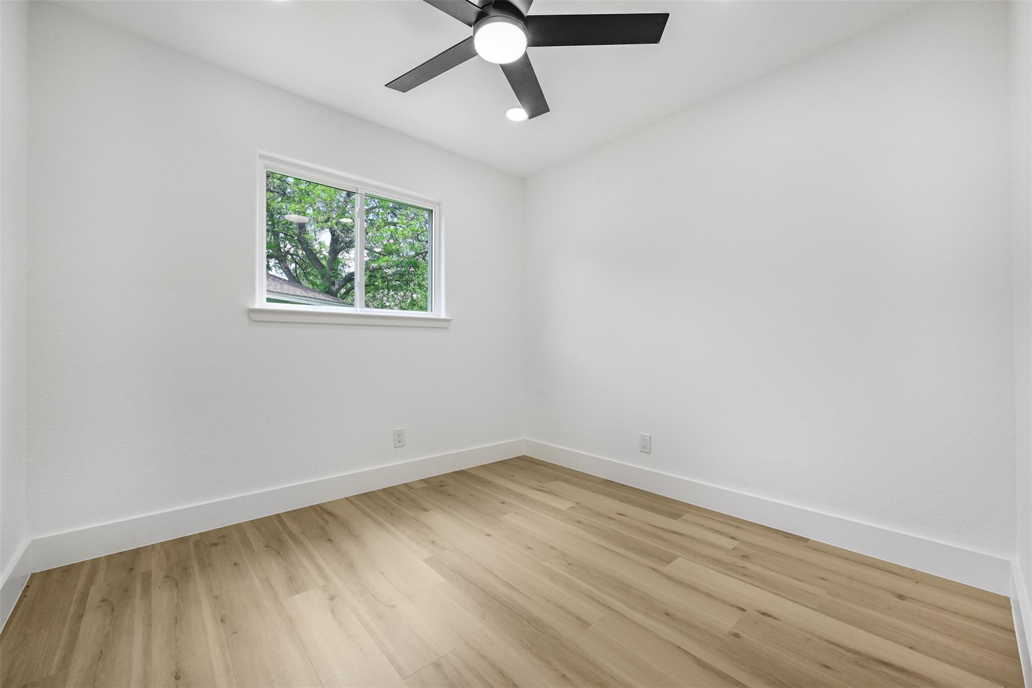 3001 Cedarlawn CIR
