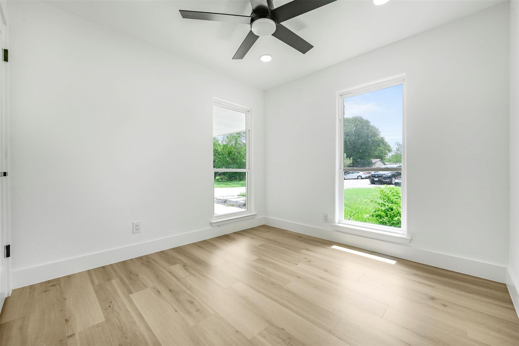 3001 Cedarlawn CIR