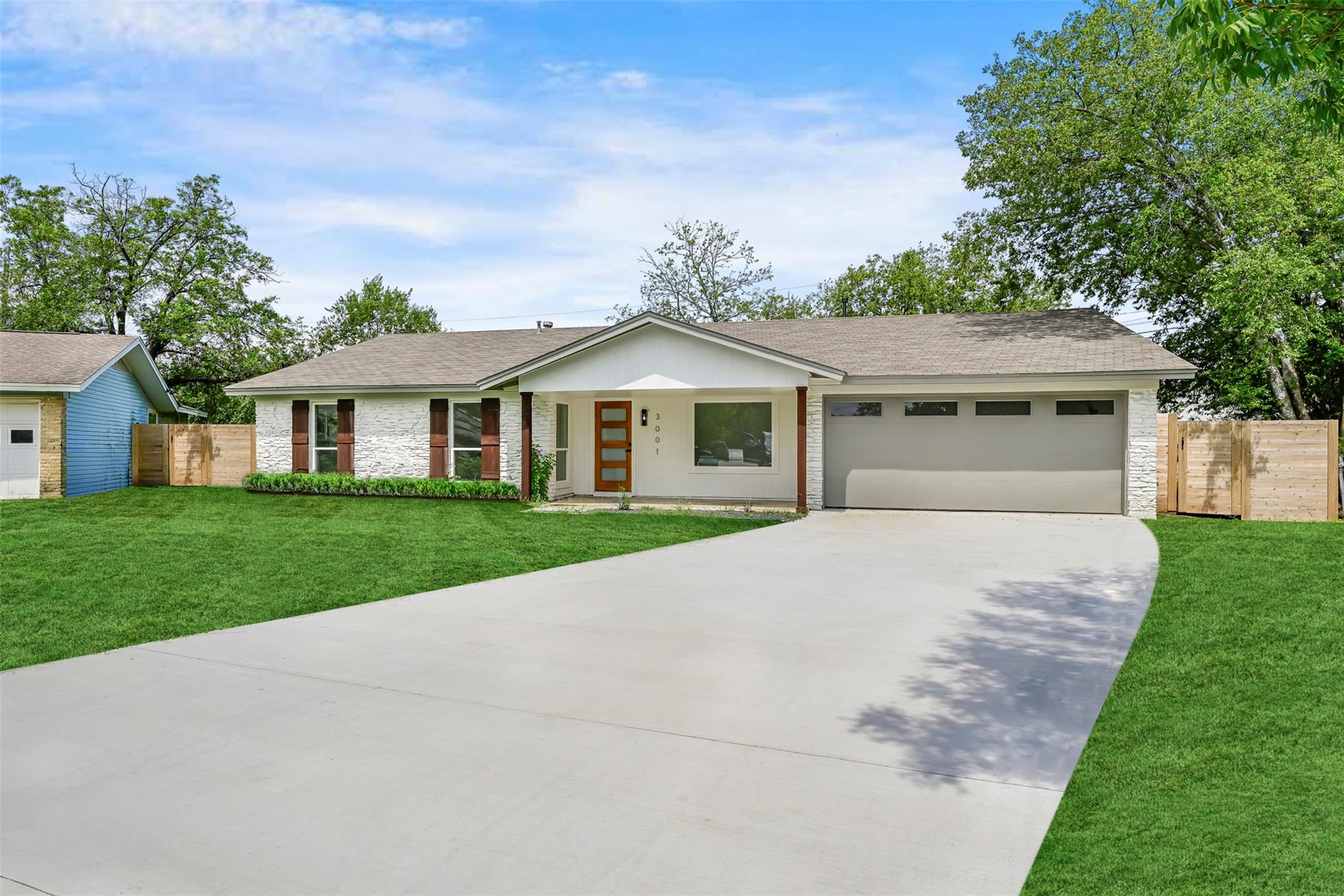 3001 Cedarlawn CIR