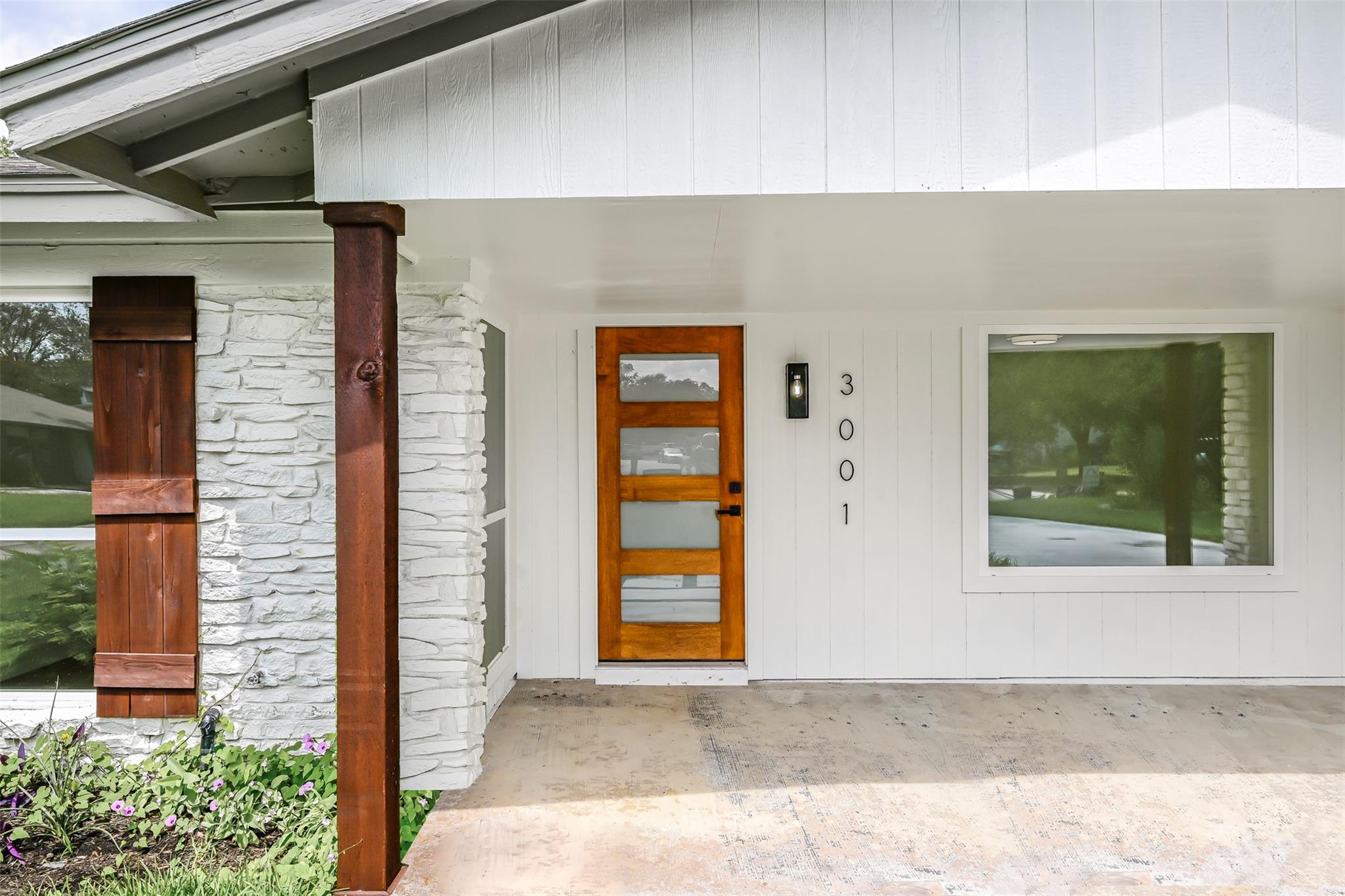 3001 Cedarlawn CIR
