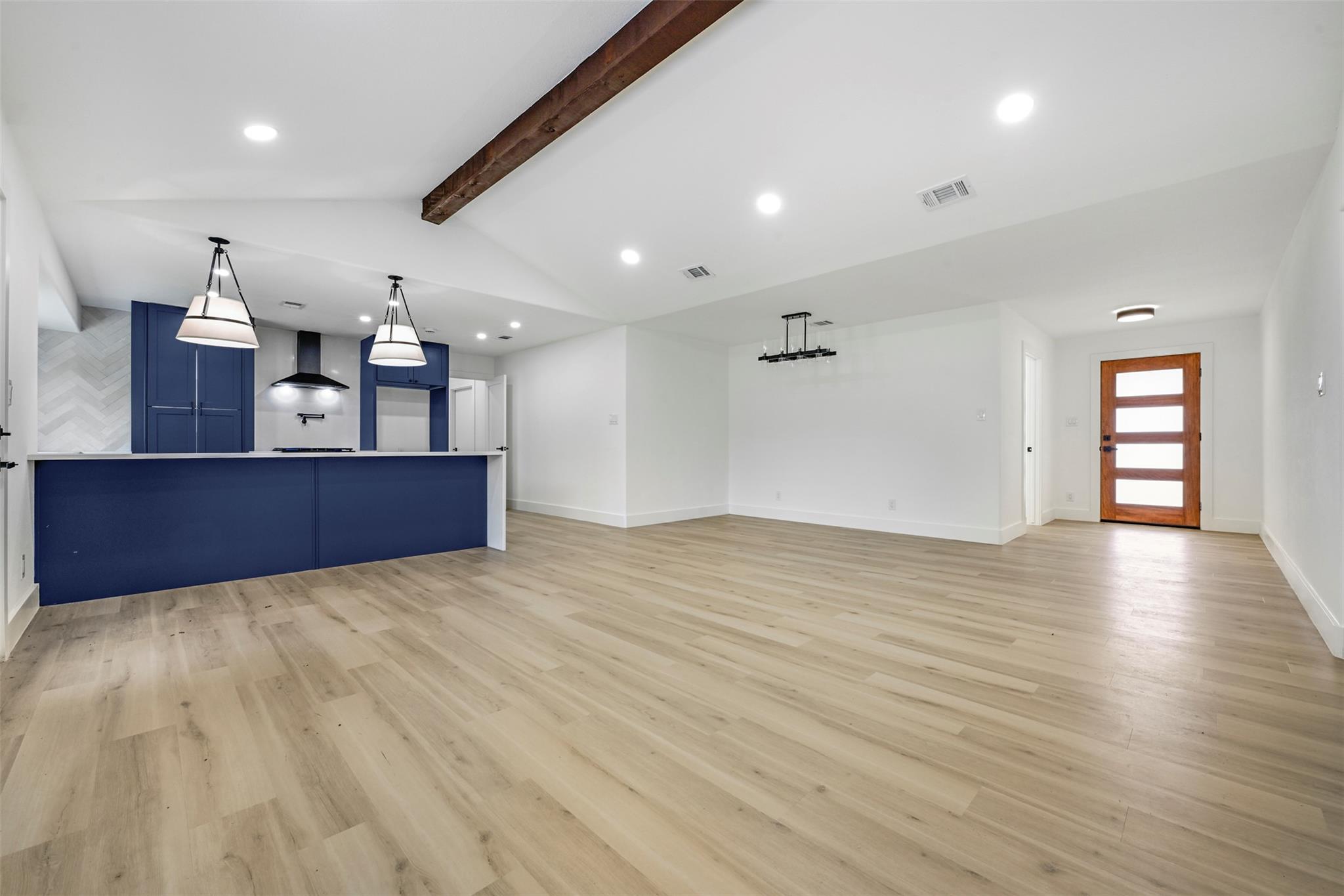 3001 Cedarlawn CIR