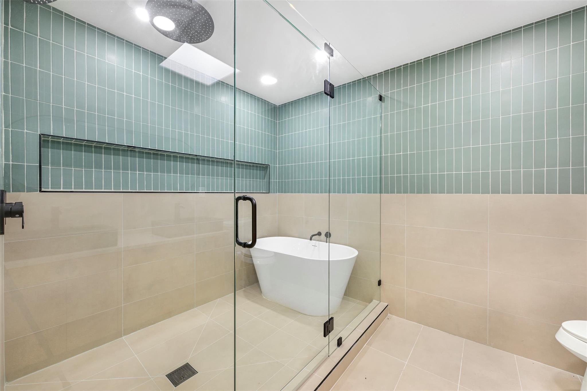 3001 Cedarlawn CIR