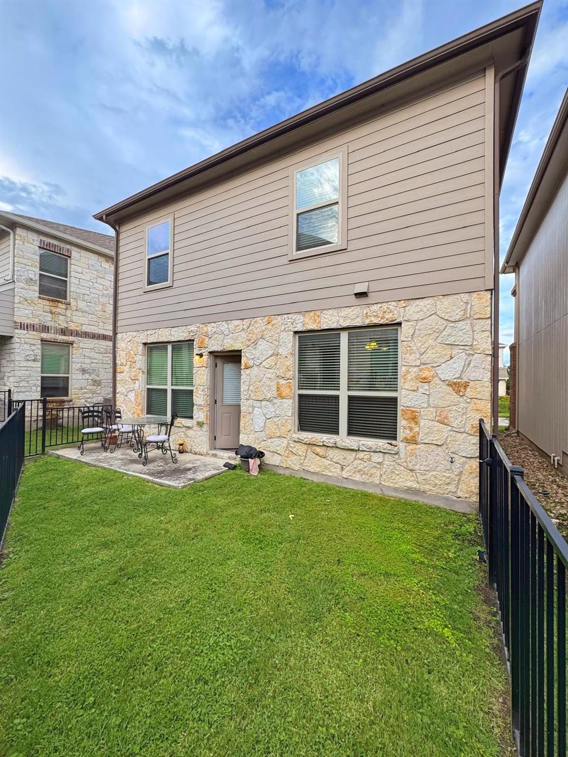 2105 Town Centre DR # 41