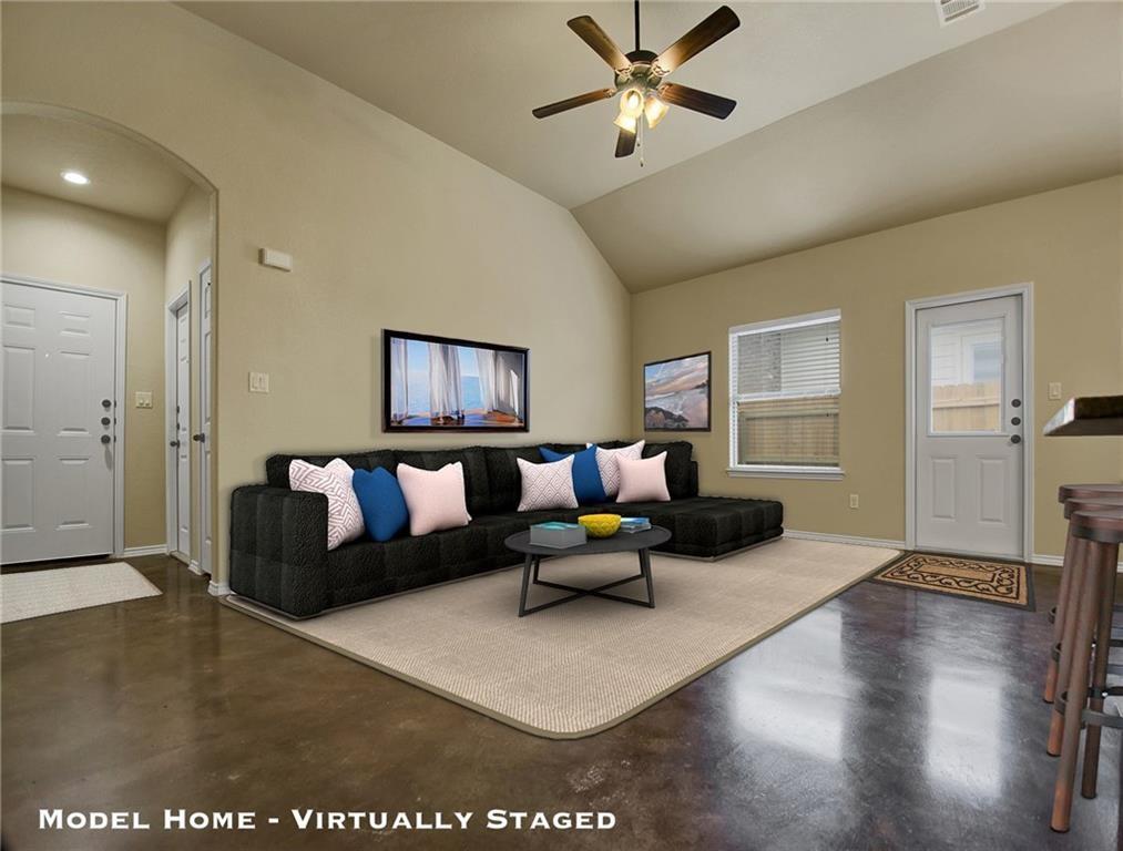 379 JOANNE LOOP # B Unit: A & B