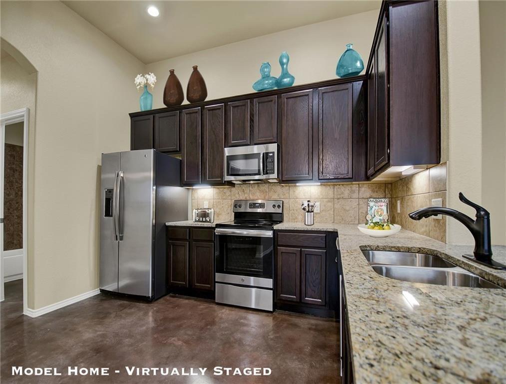 379 JOANNE LOOP # B Unit: A & B