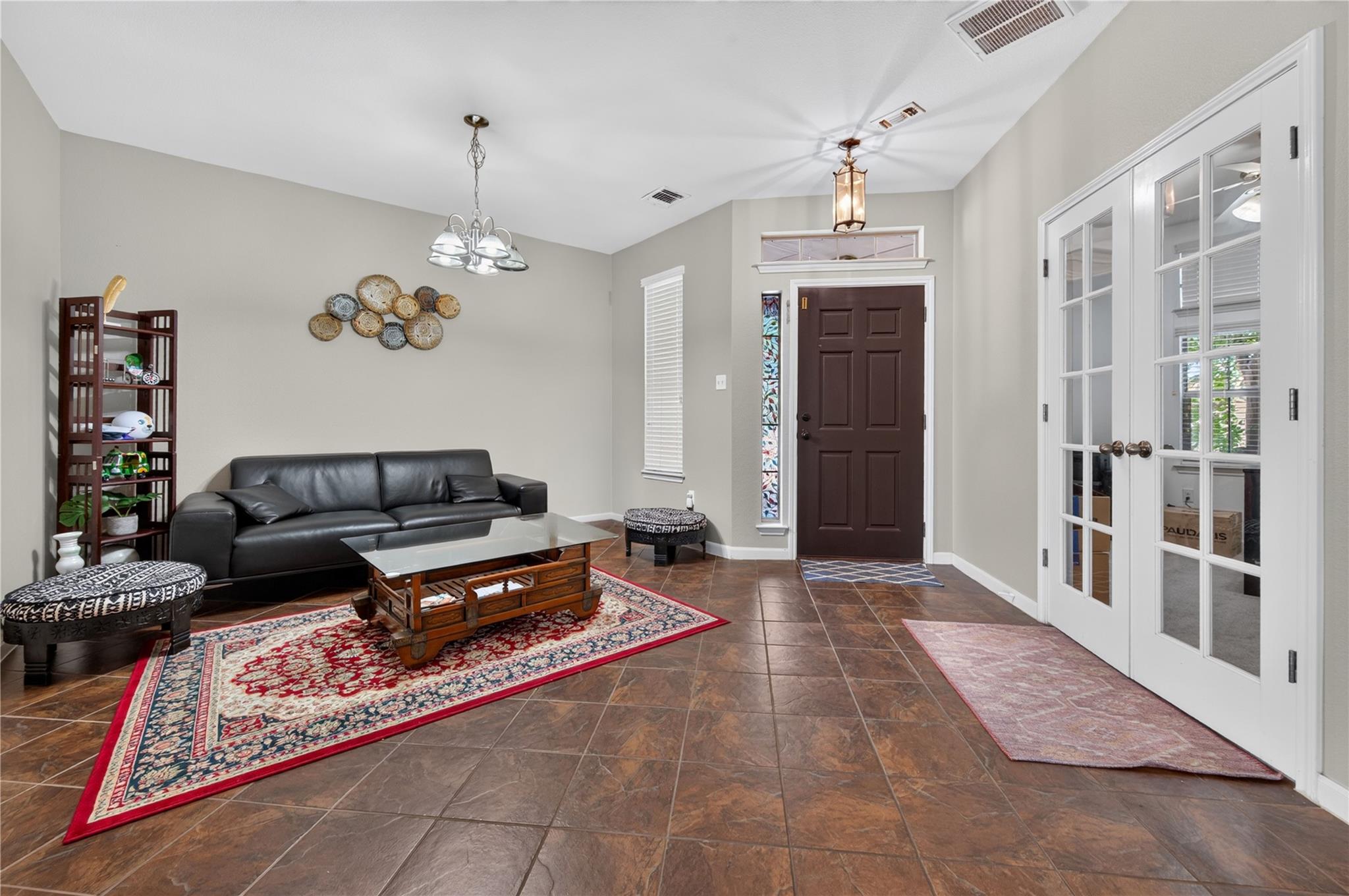 112 Latitude LN