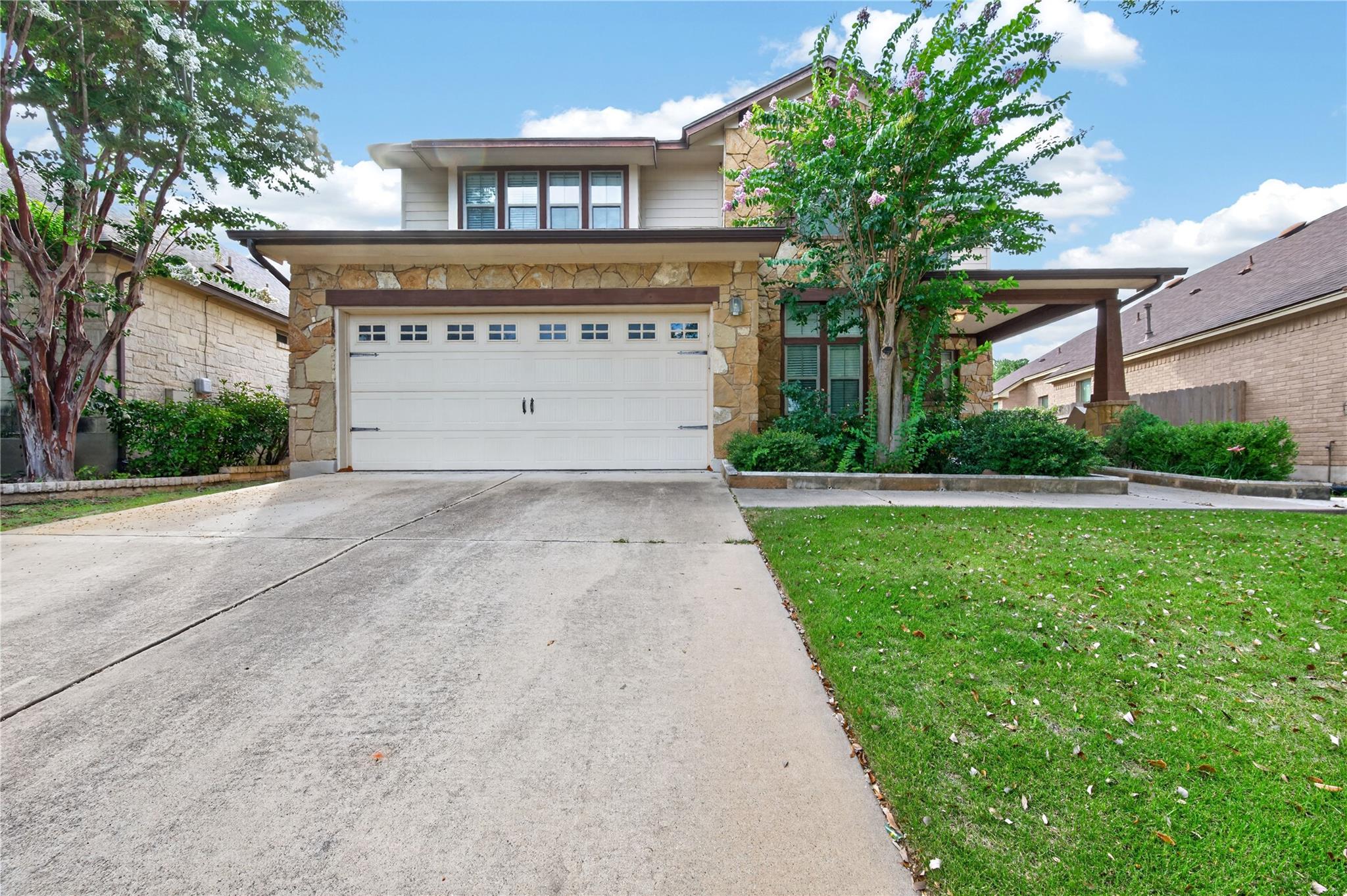 112 Latitude LN