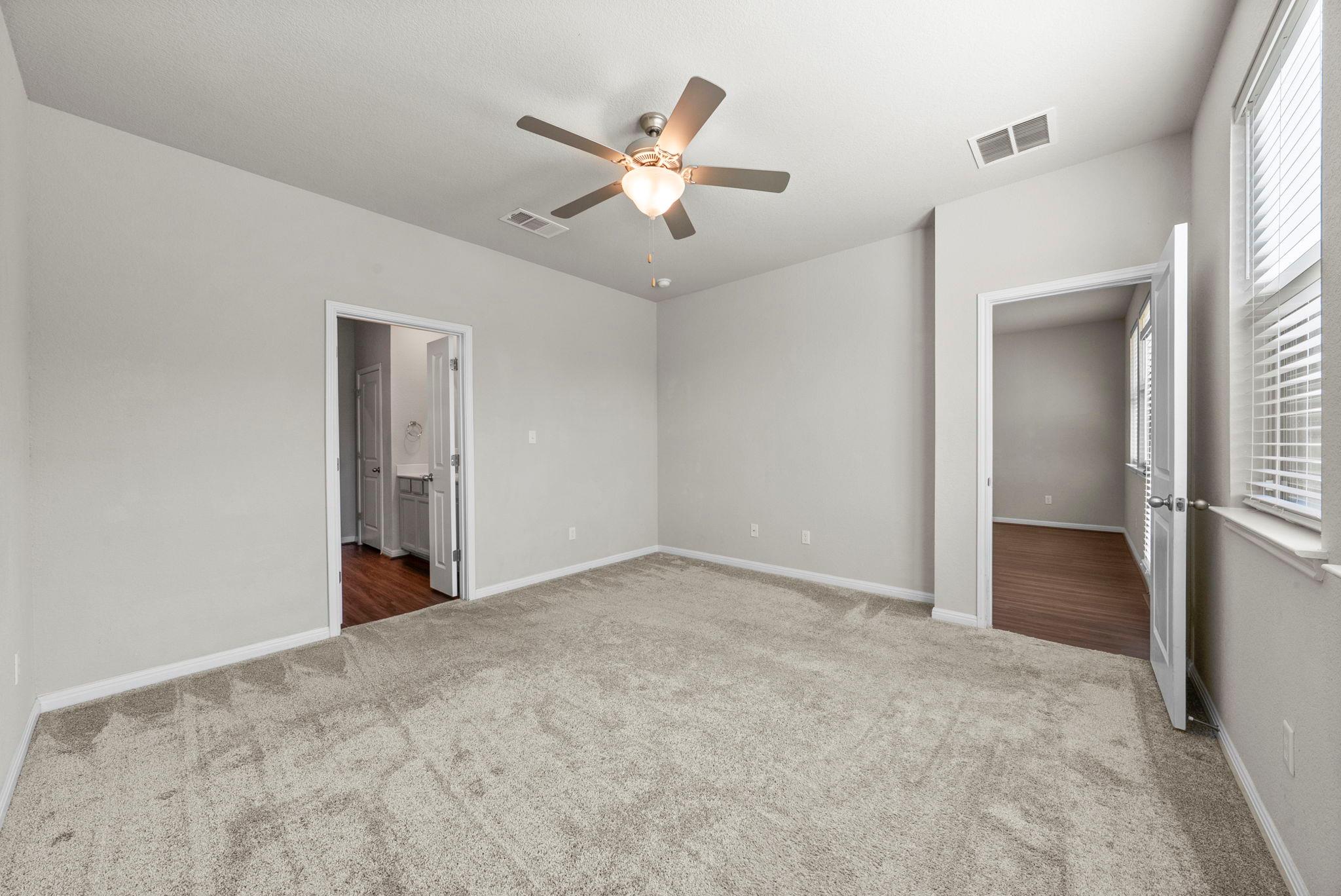 105 Tucana ST