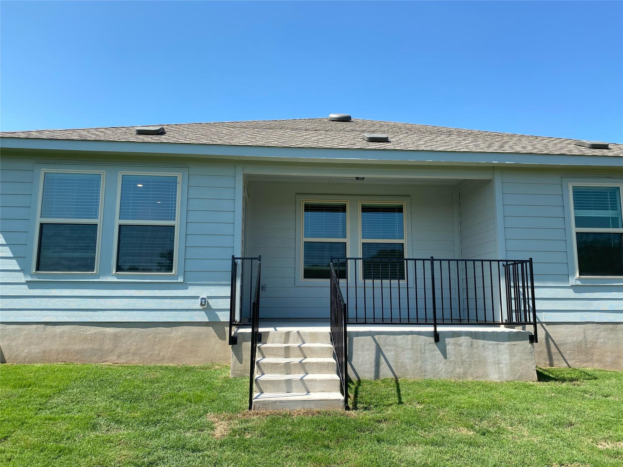 3444 Pauling Loop RD