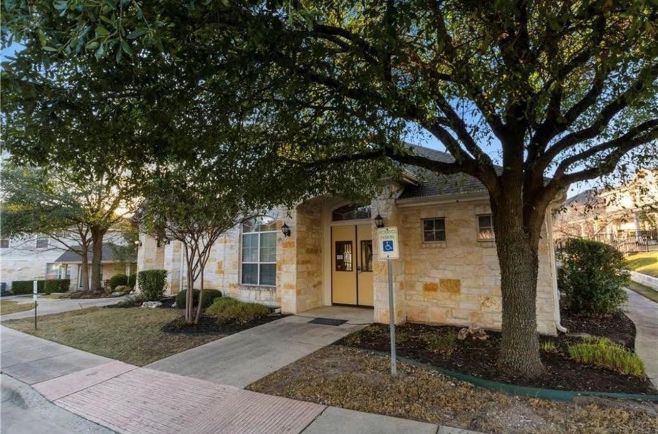 1900 Scofield Ridge PKWY # 3101