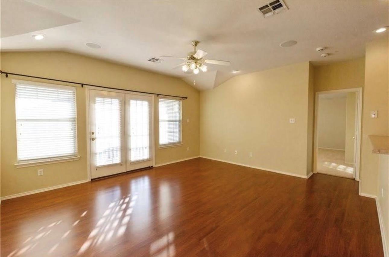 1900 Scofield Ridge PKWY # 3101