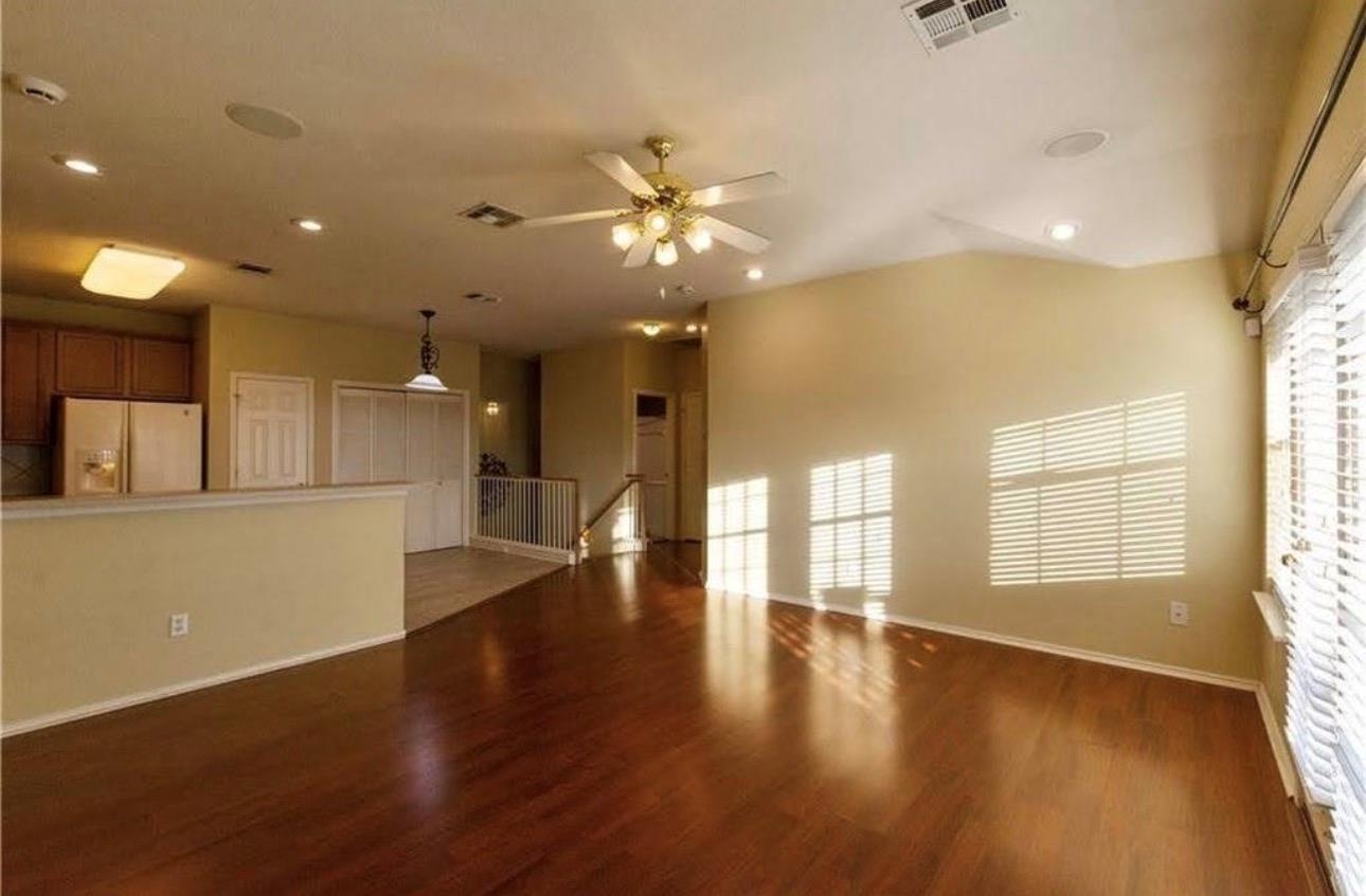 1900 Scofield Ridge PKWY # 3101