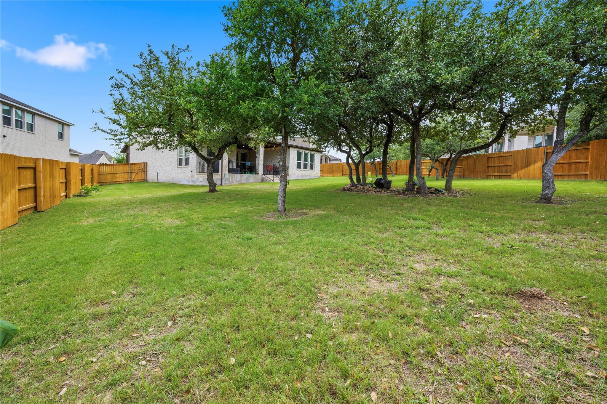 317 Barton Oak TRL