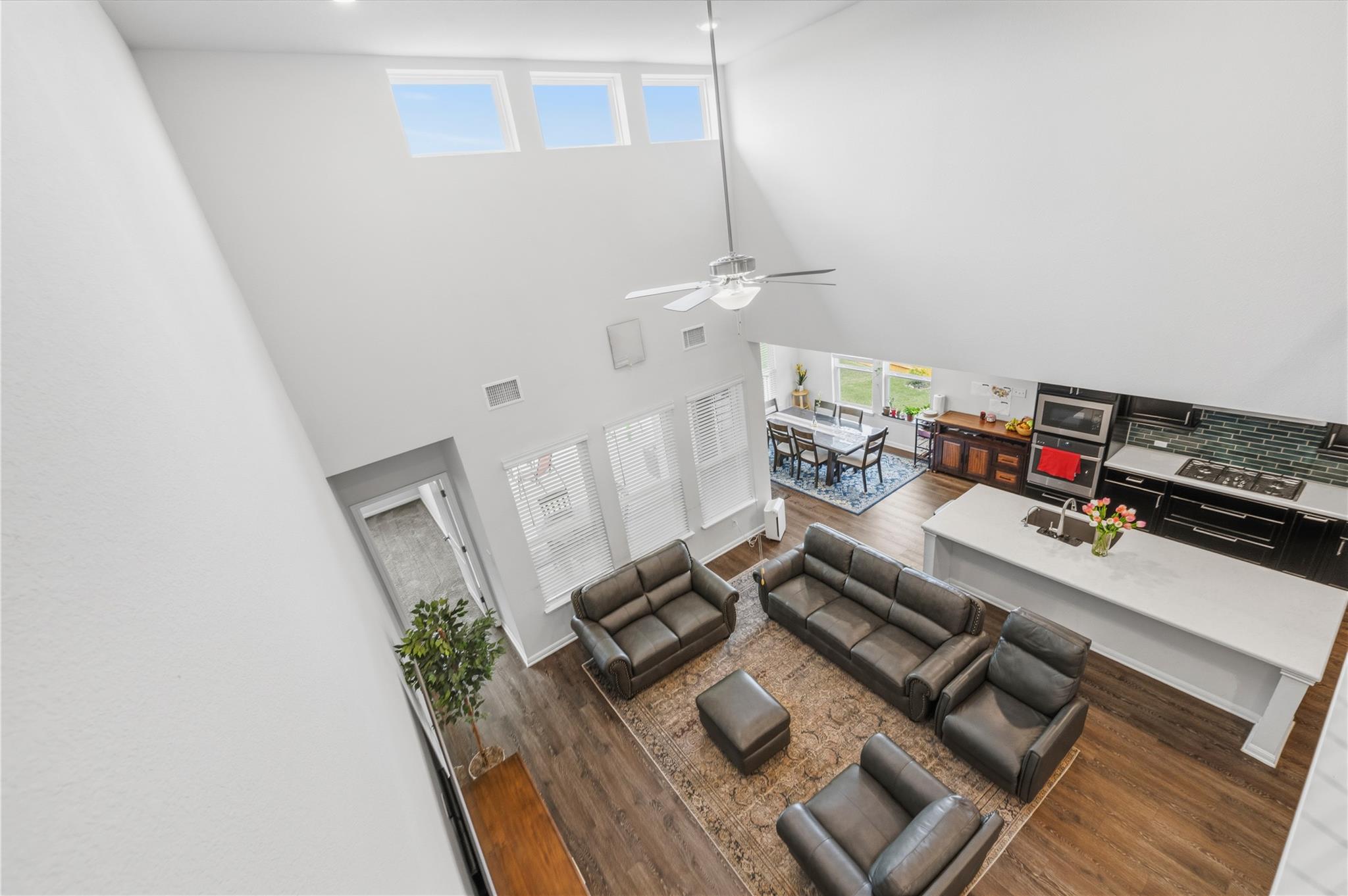 317 Barton Oak TRL