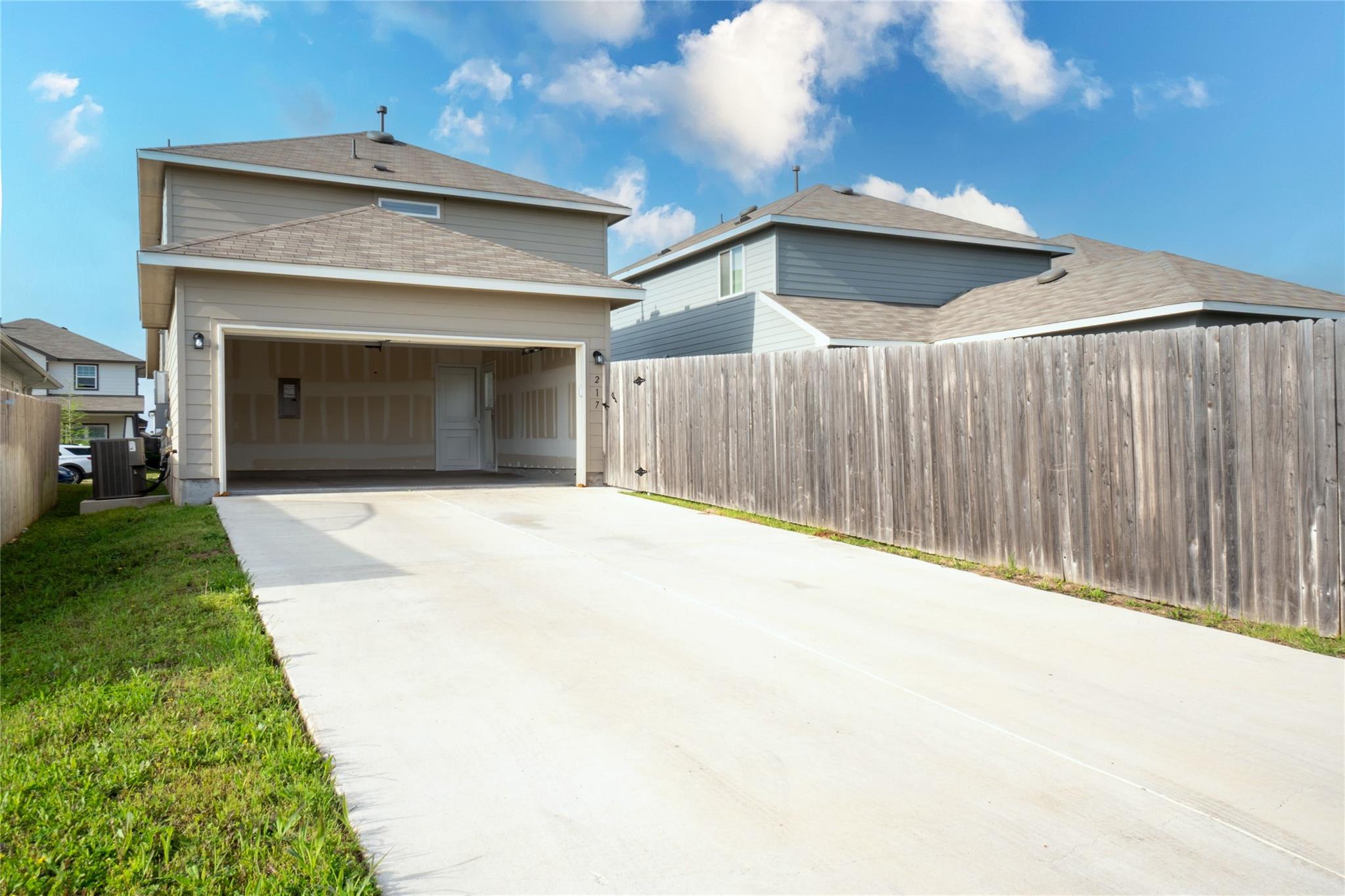 217 Bent Creek DR