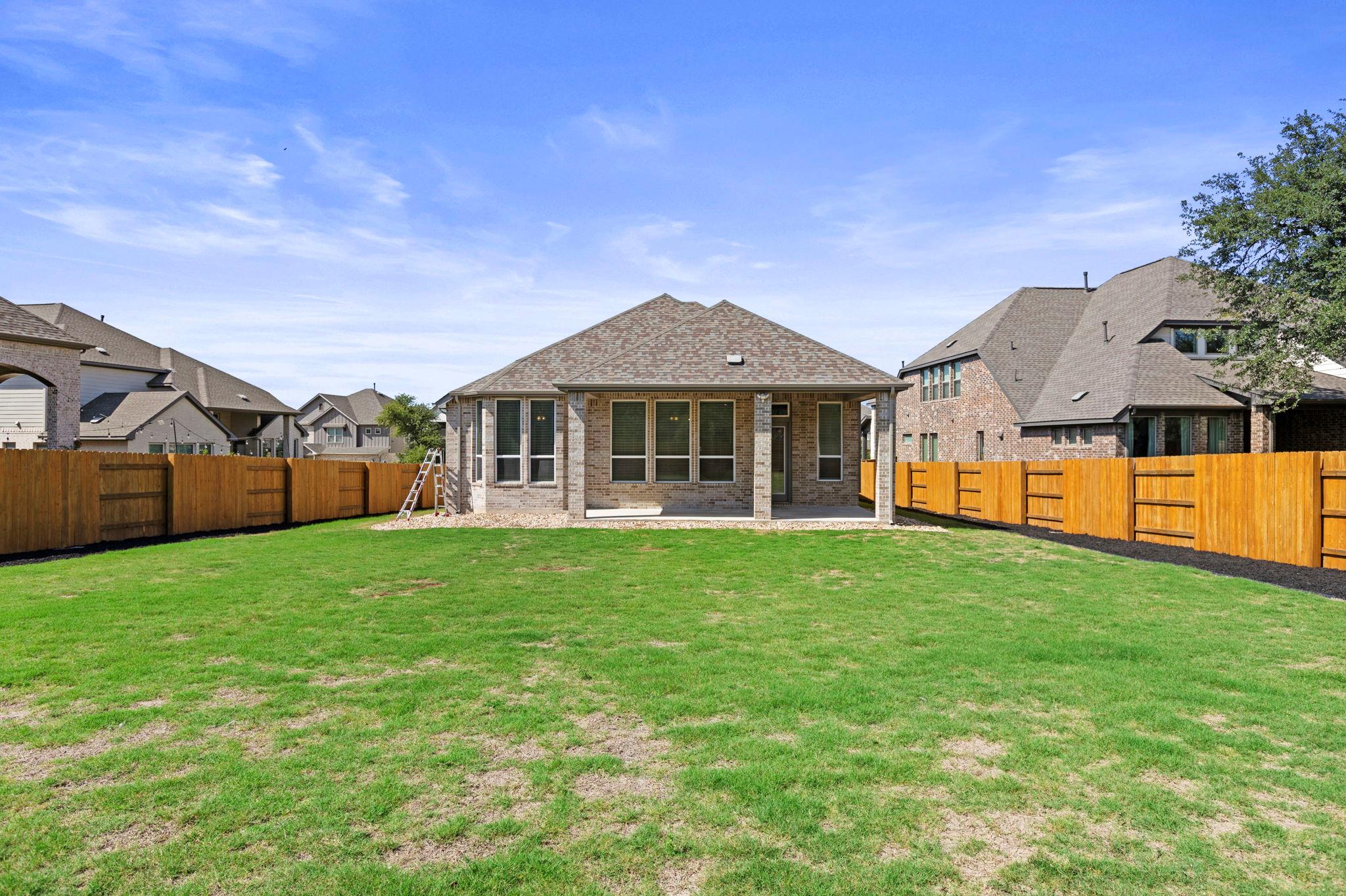 1204 Texas Ash LN