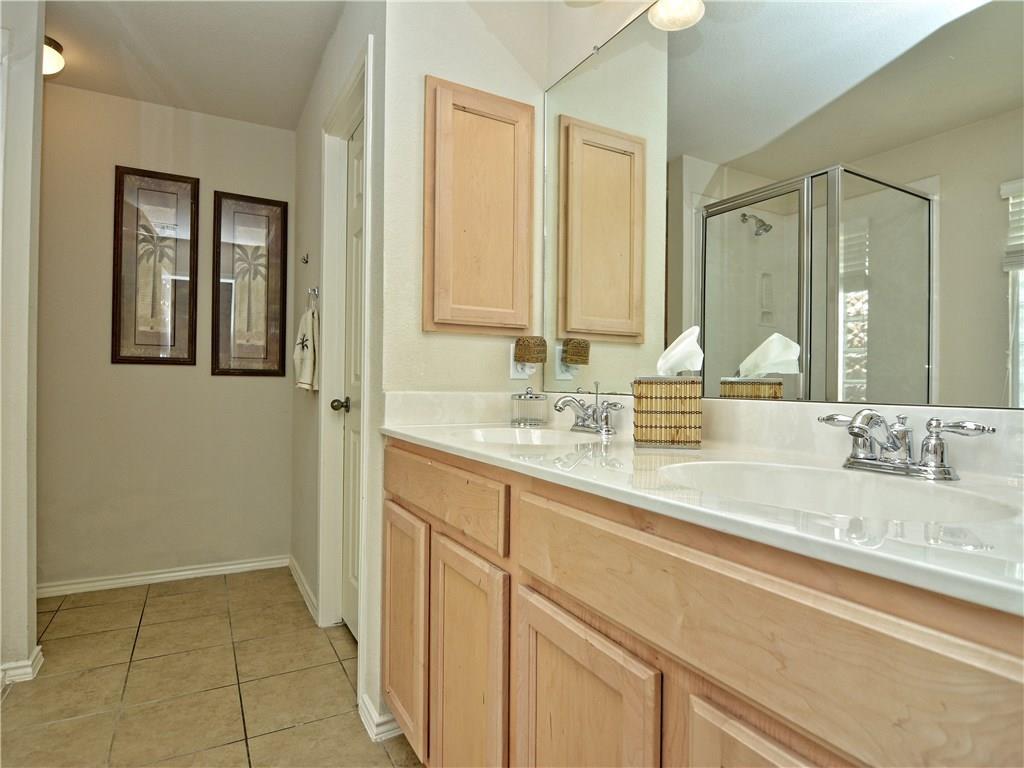4100 Whitecrest CV