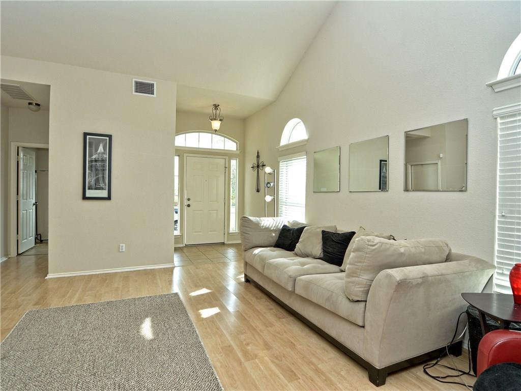 4100 Whitecrest CV