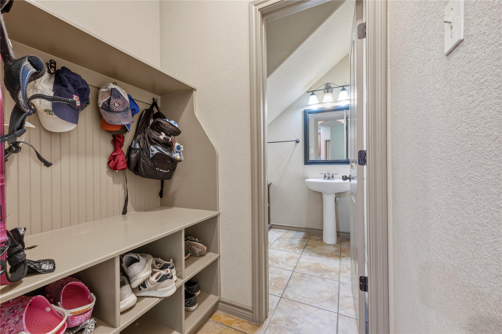 8318 Campeche Bay PL