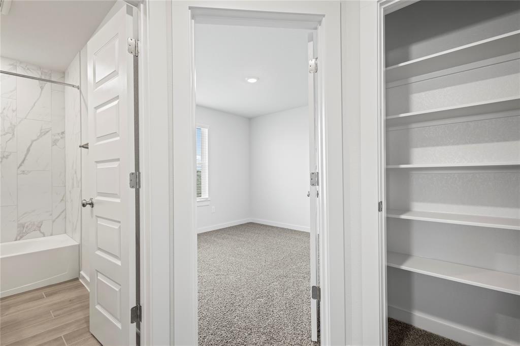 187 Everglades DR