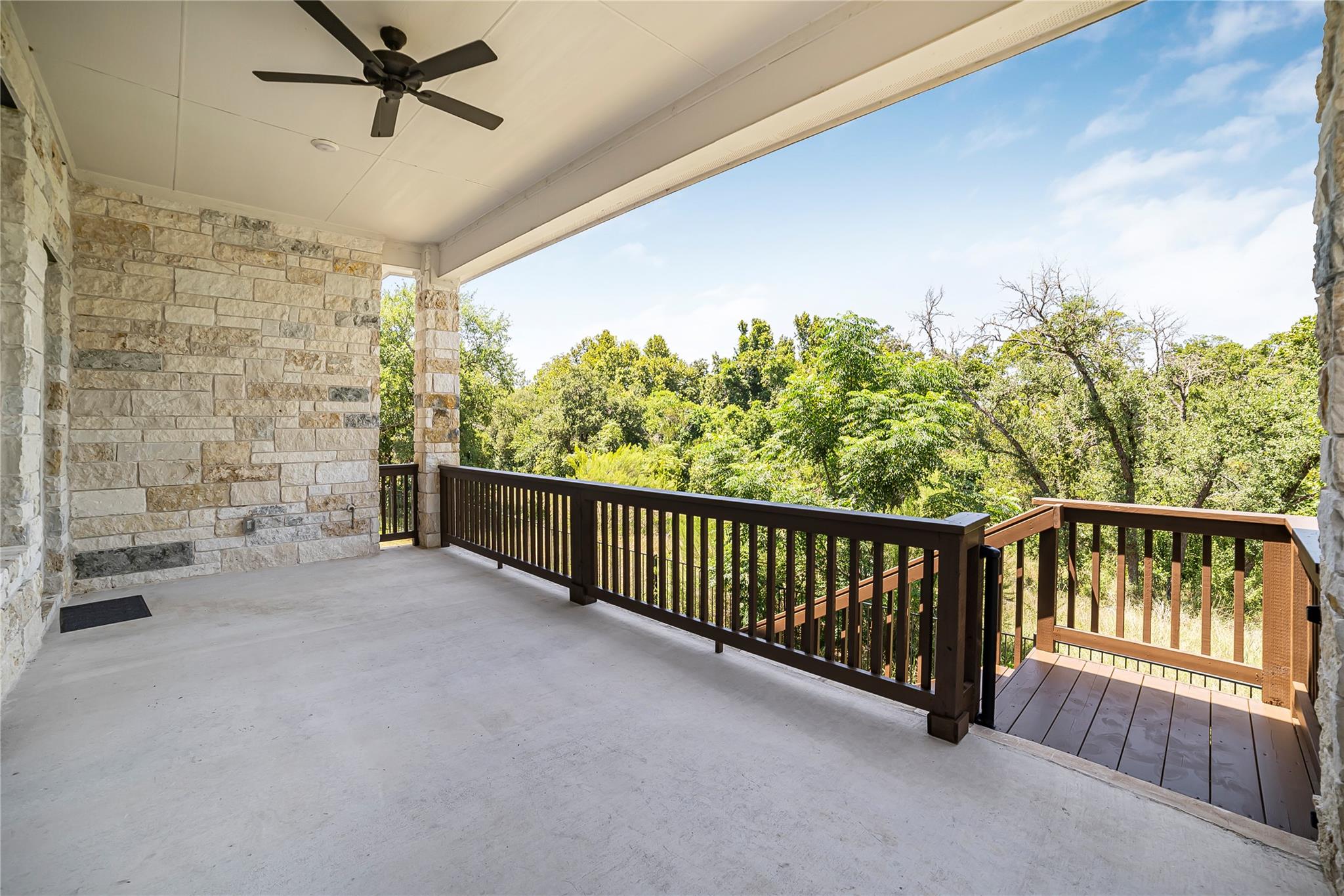 1909 CABRERA DR