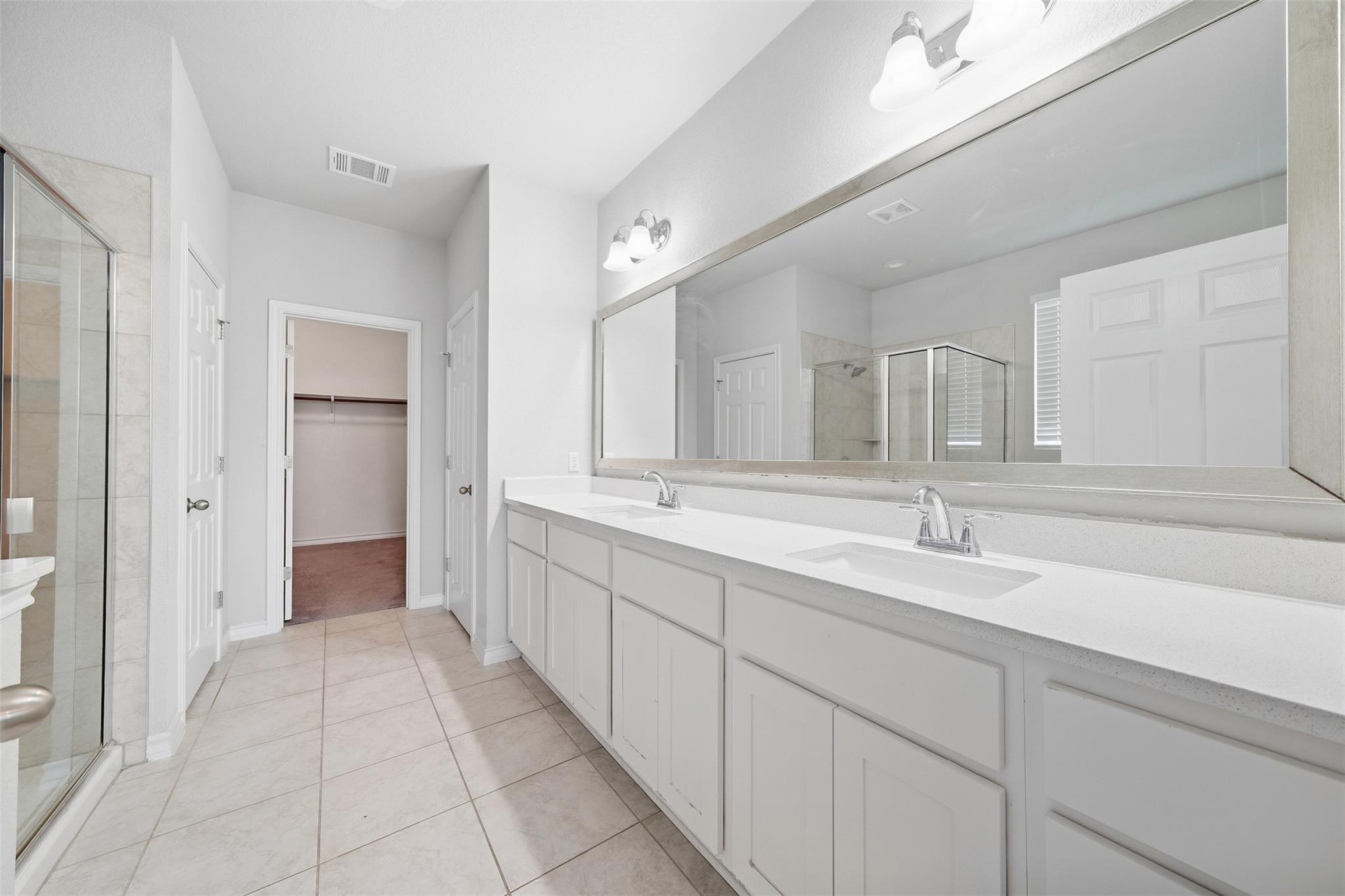 16700 Fresno CV