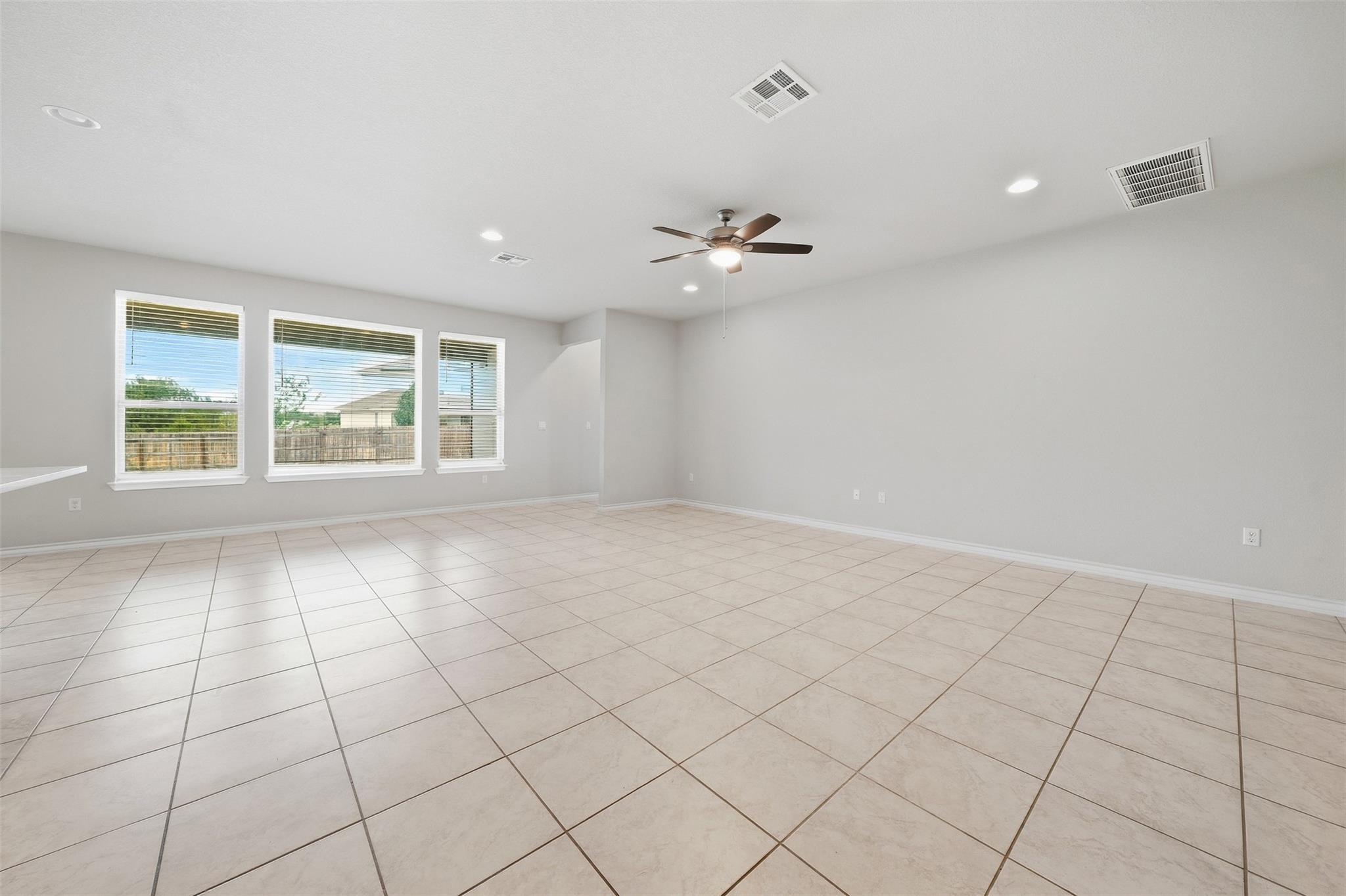 16700 Fresno CV