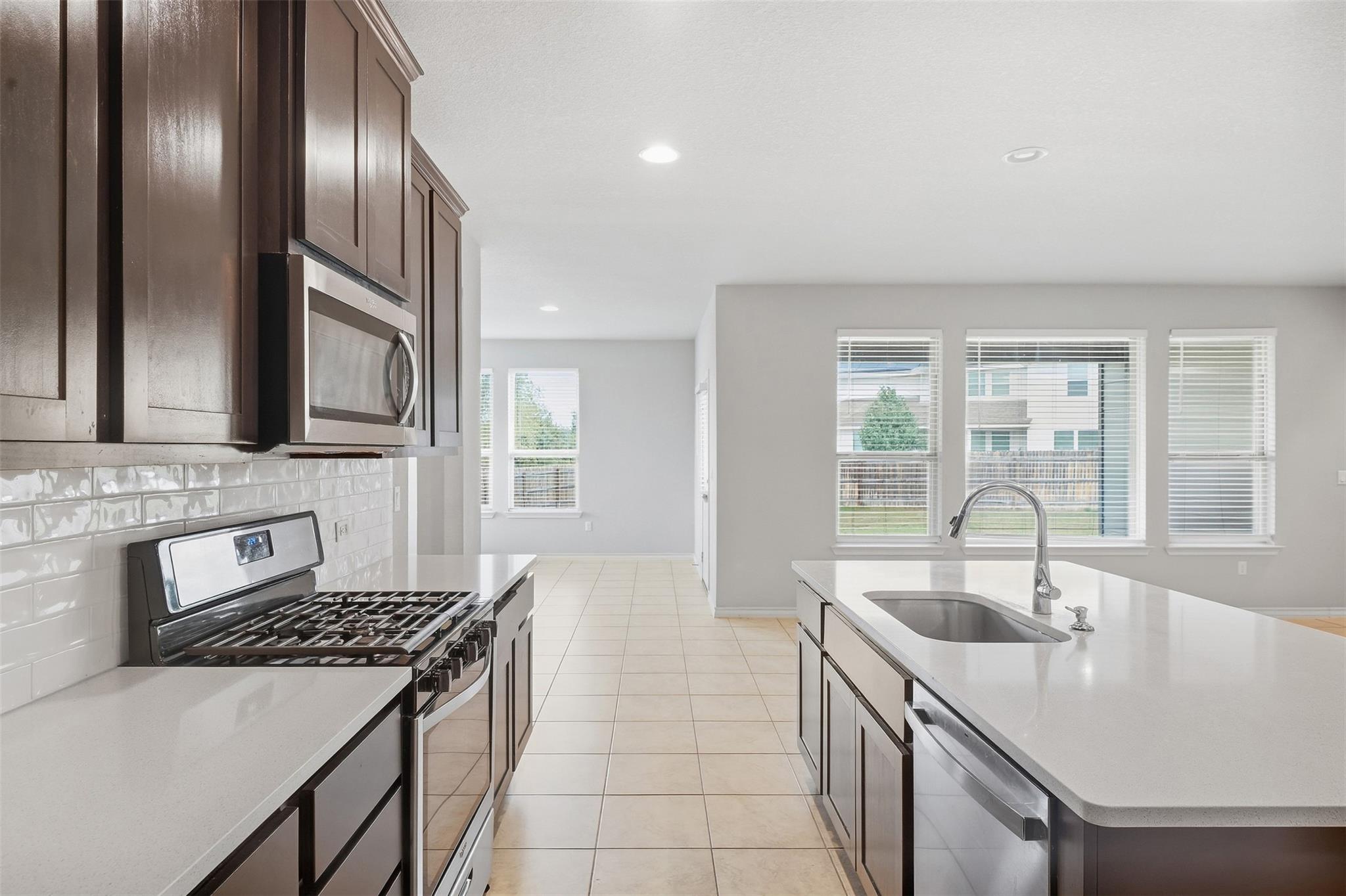 16700 Fresno CV