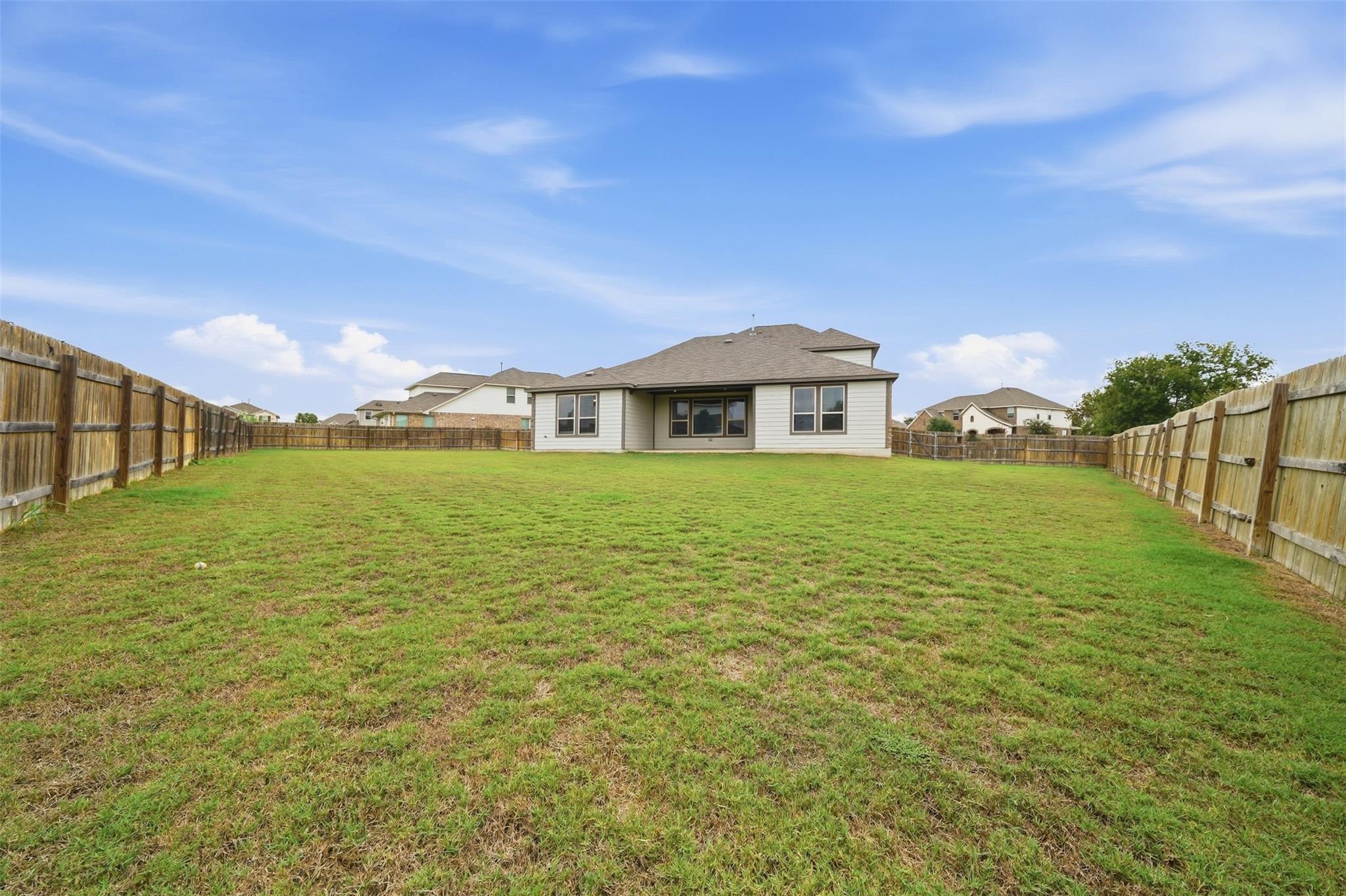 16700 Fresno CV