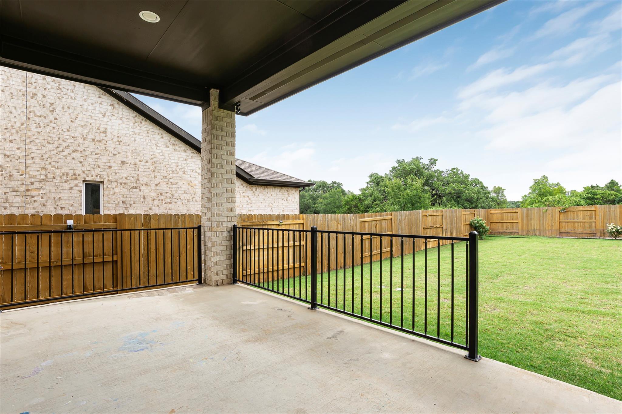 228 Barton Oak TRL