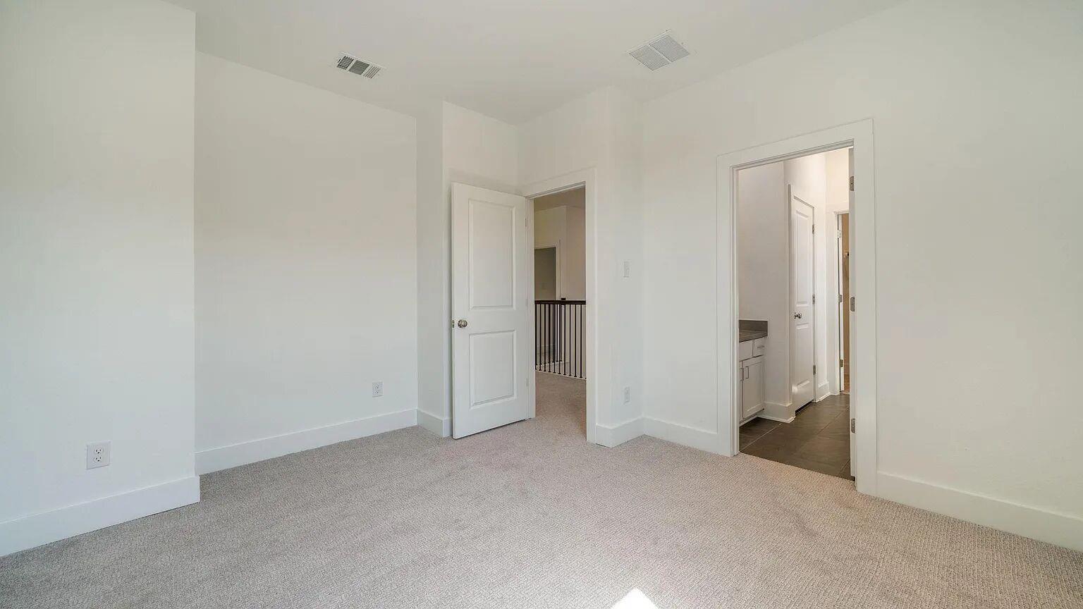 1412 Mulberry Oak LN