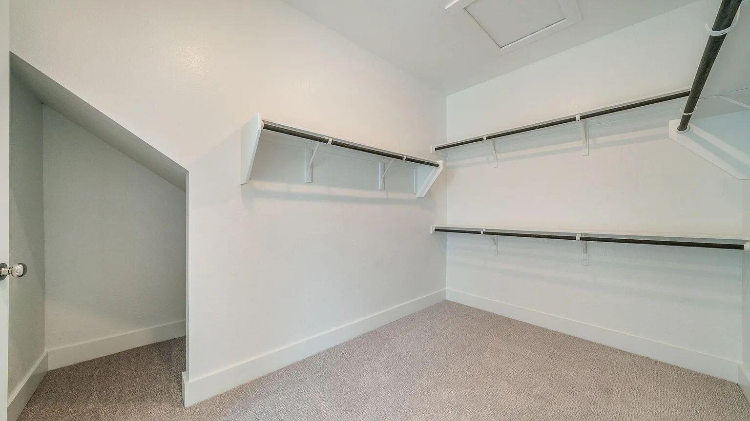 1412 Mulberry Oak LN