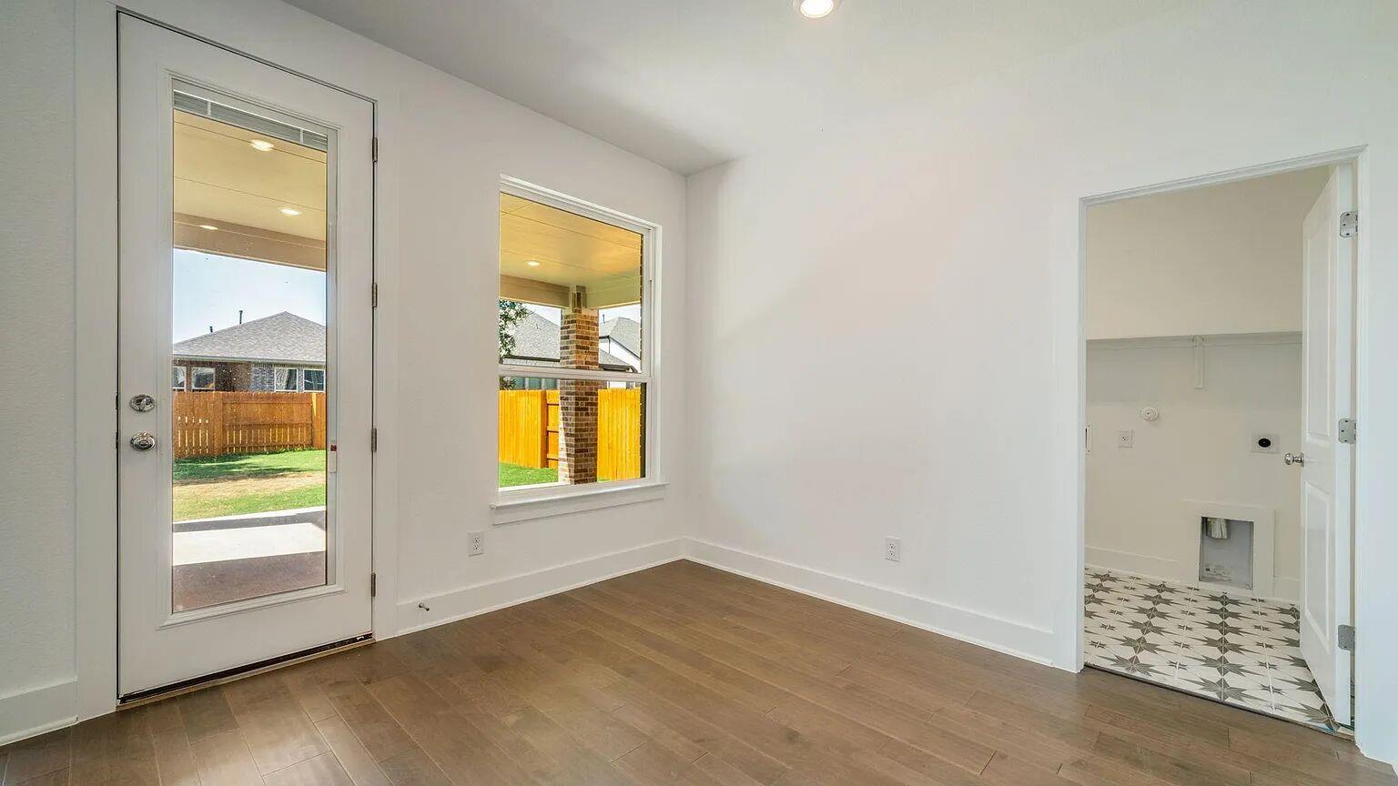 1412 Mulberry Oak LN