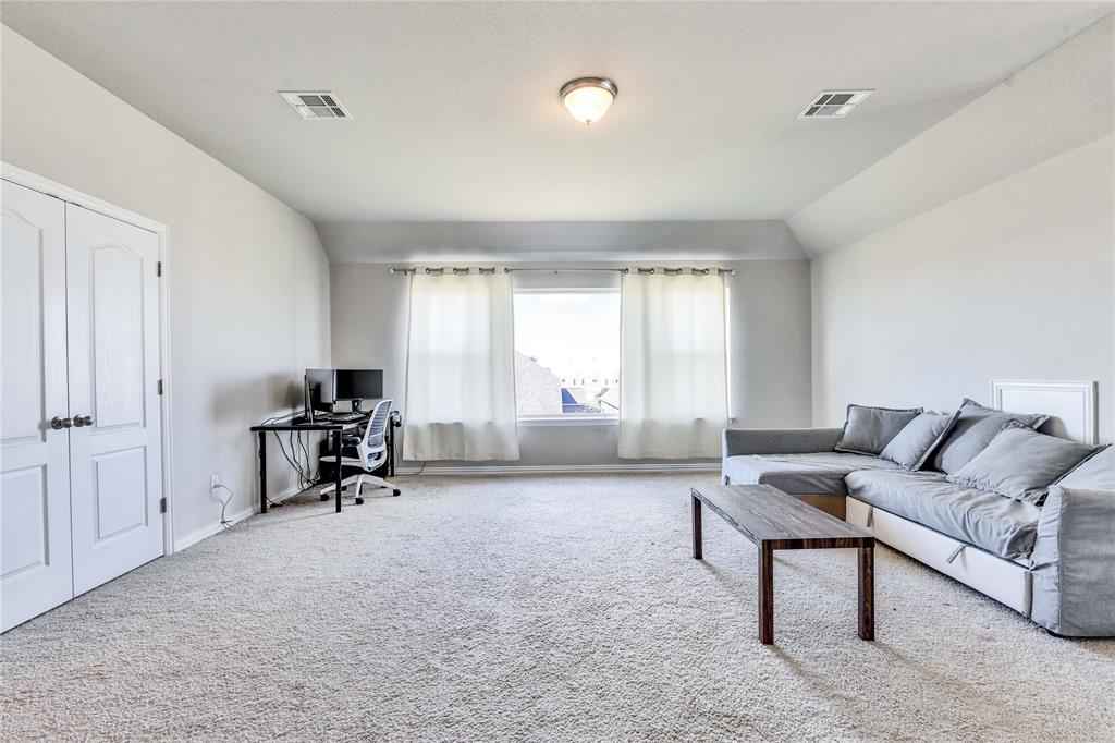 113 Red Matador LN