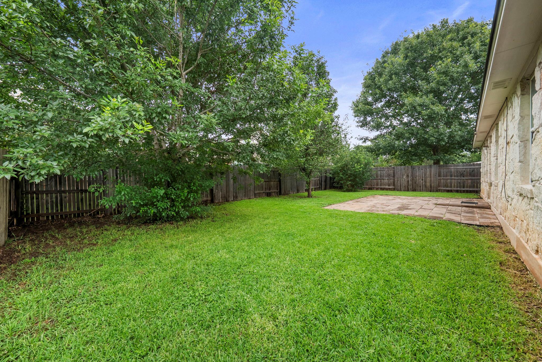 9424 Castle Pines DR